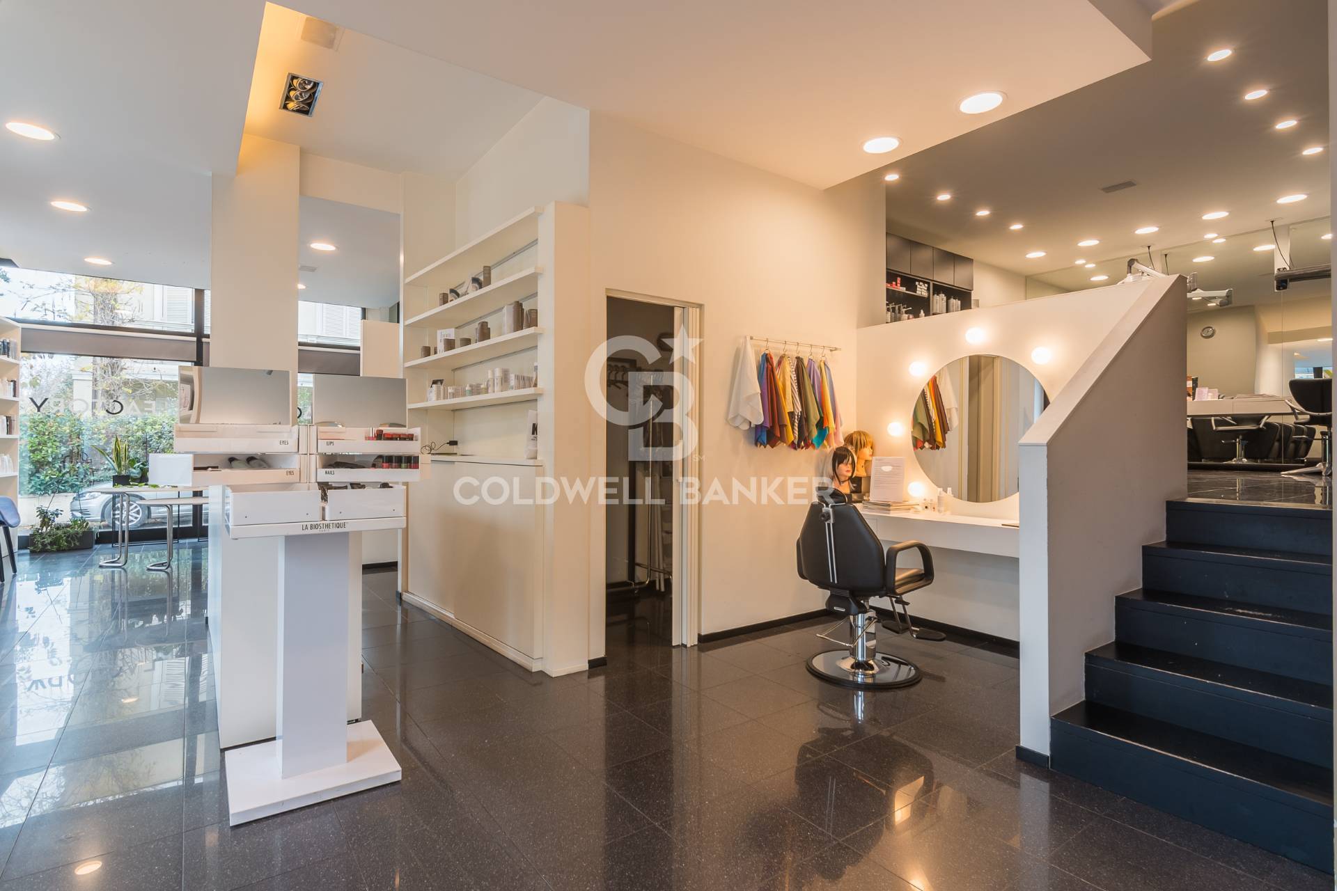 Negozio in vendita a Pesaro