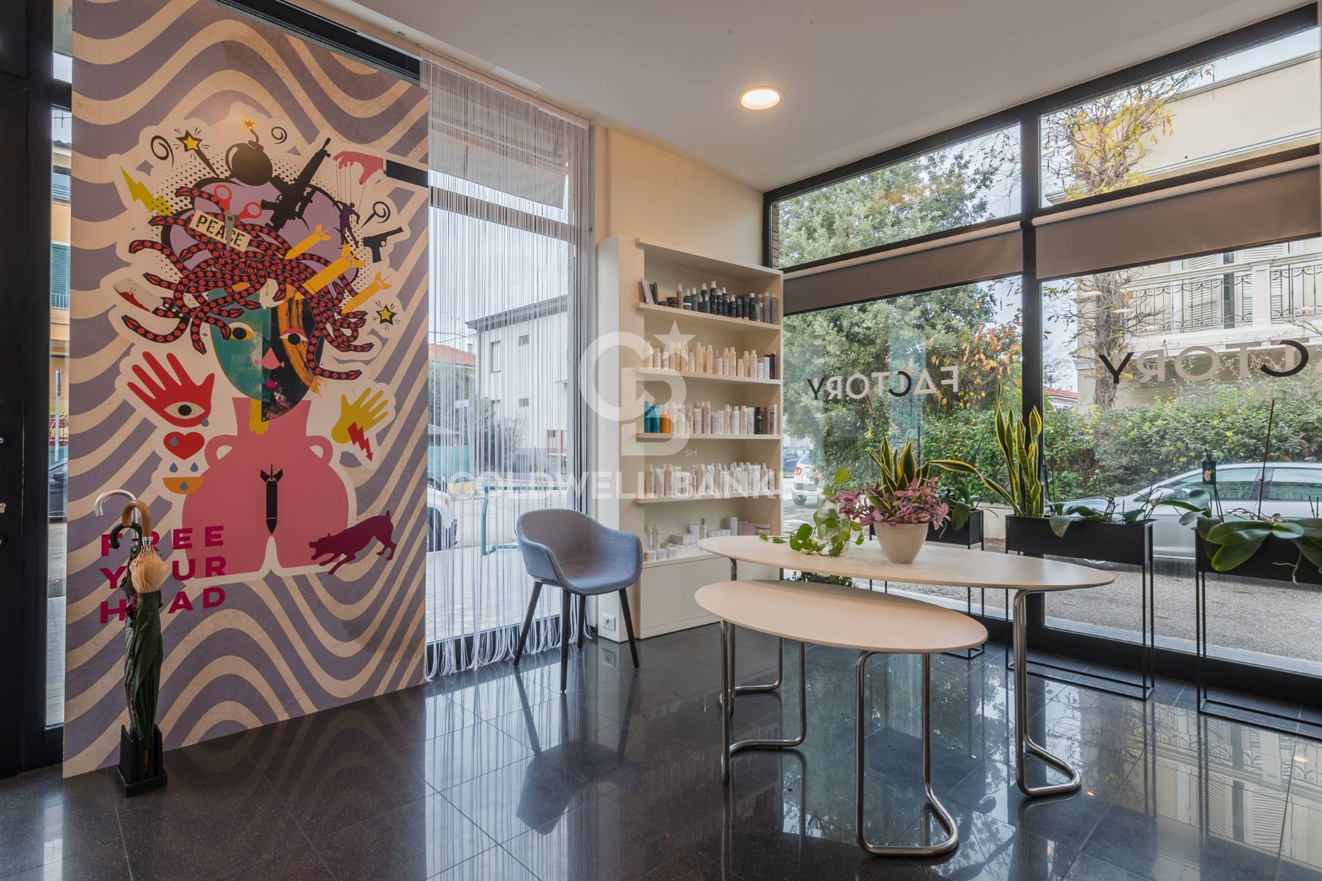 Negozio in vendita a Pesaro