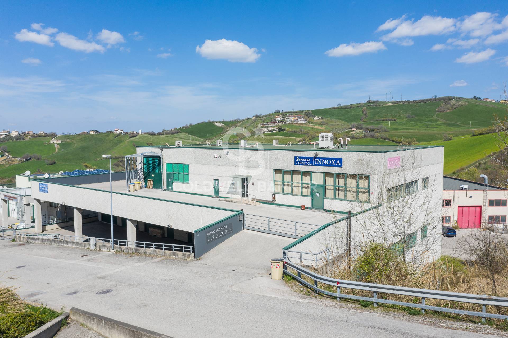 Capannone industriale in vendita a Rimini