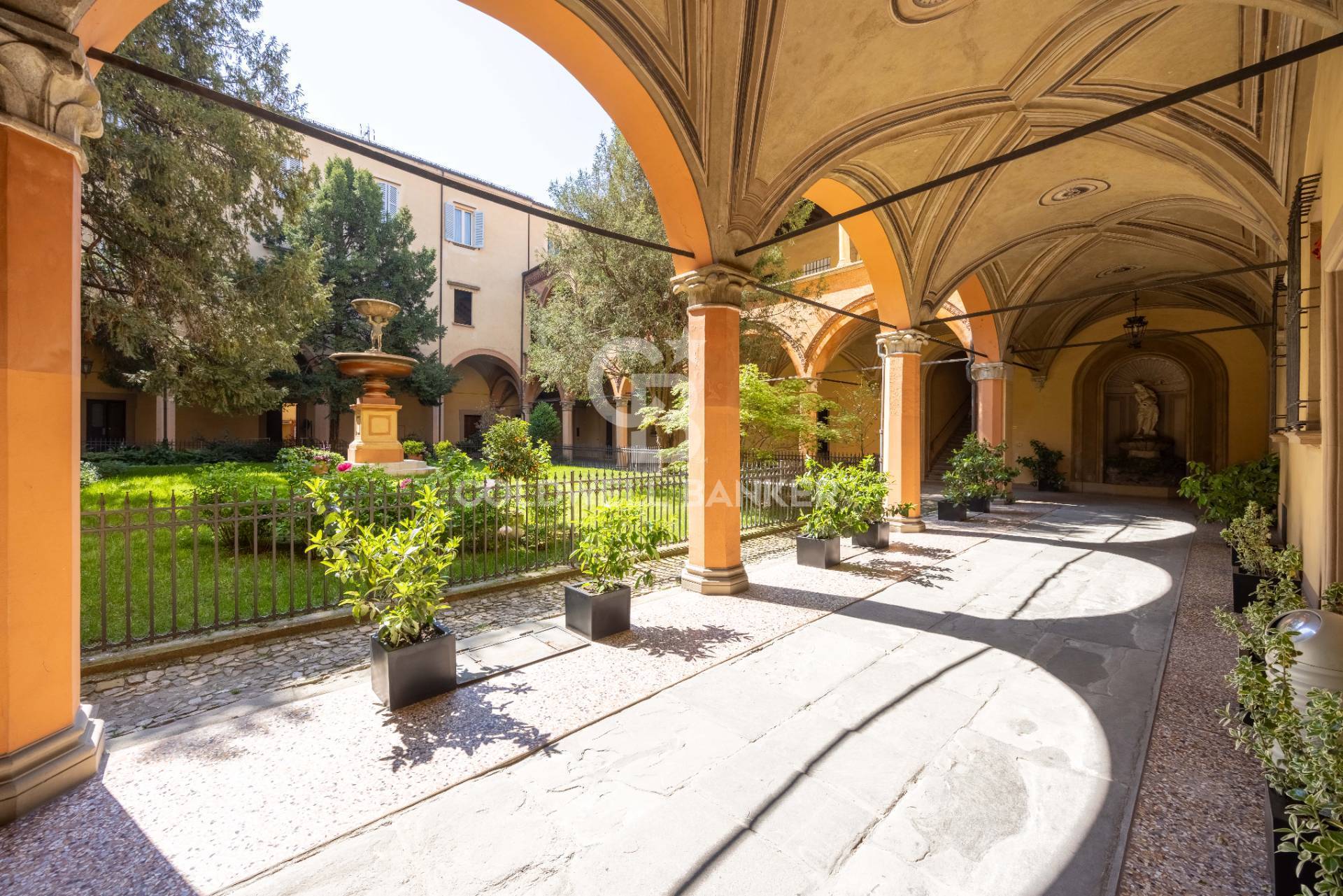 Appartamento in vendita a Bologna, Centro storico