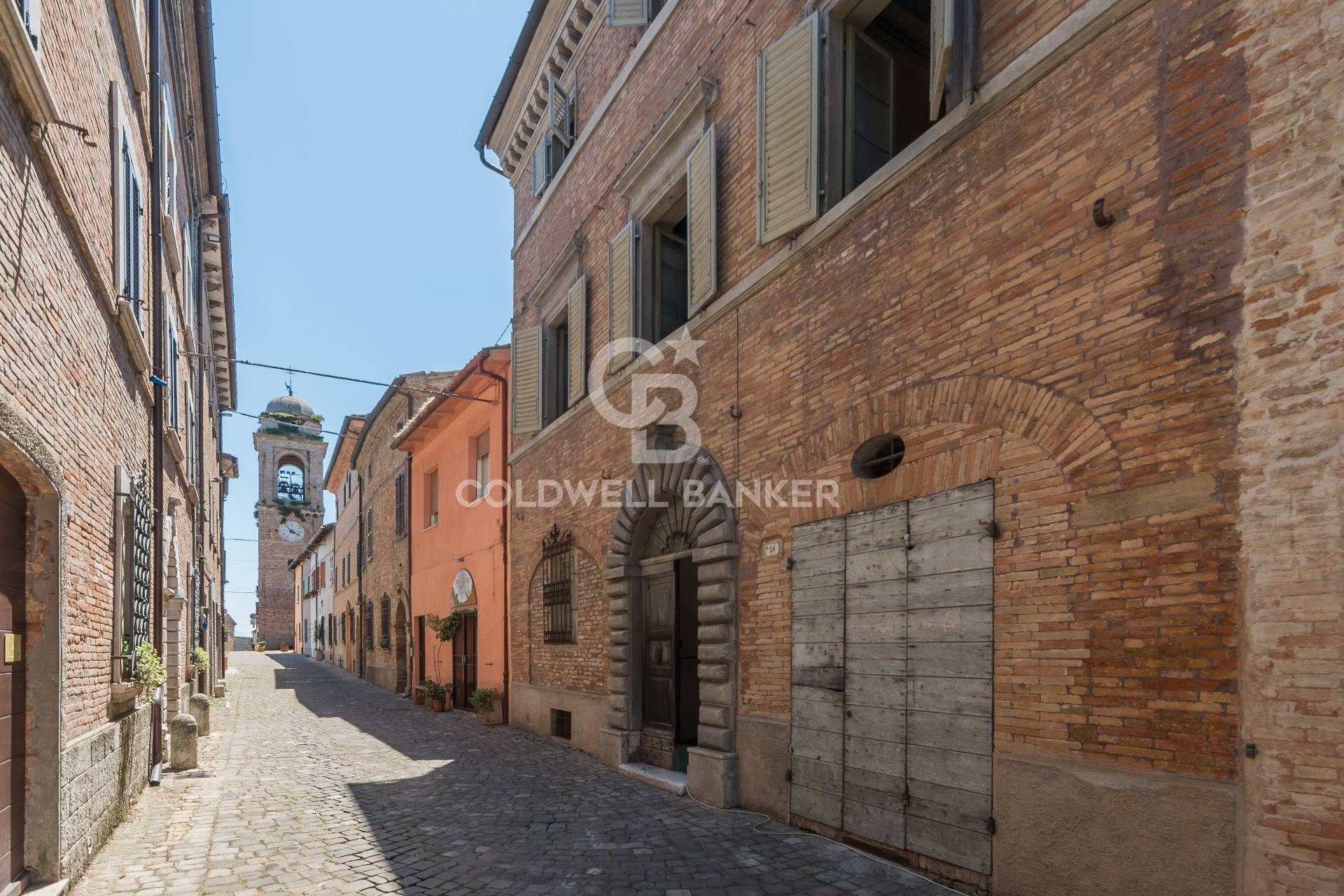 Stabile / Palazzo in vendita a Mondaino