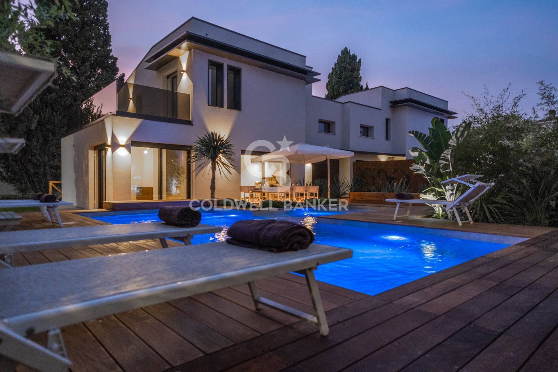 Villa in vendita a Misano Adriatico, Scacciano