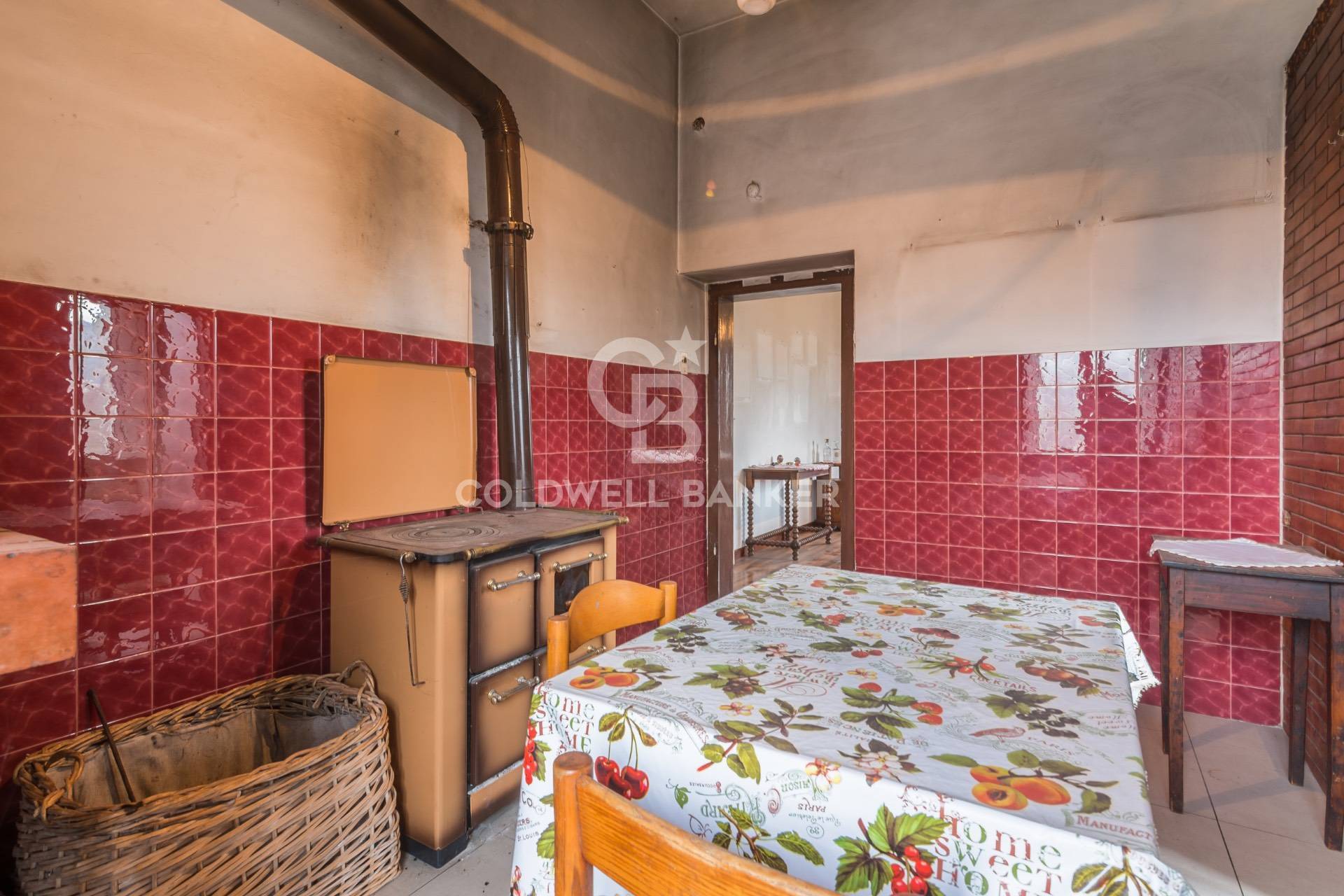 Porzione villa in vendita a Urbania
