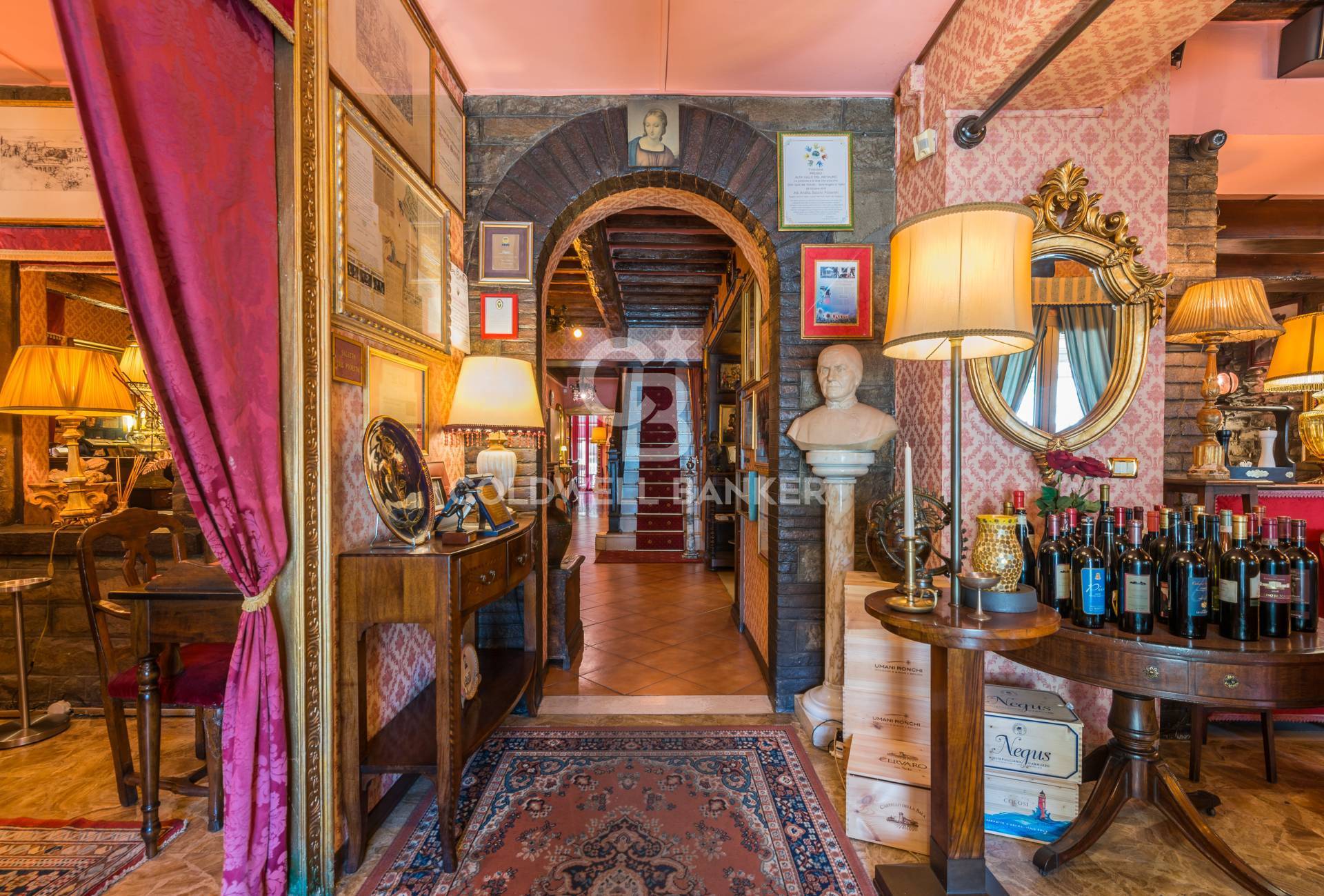 Palazzo in vendita a Borgo Pace