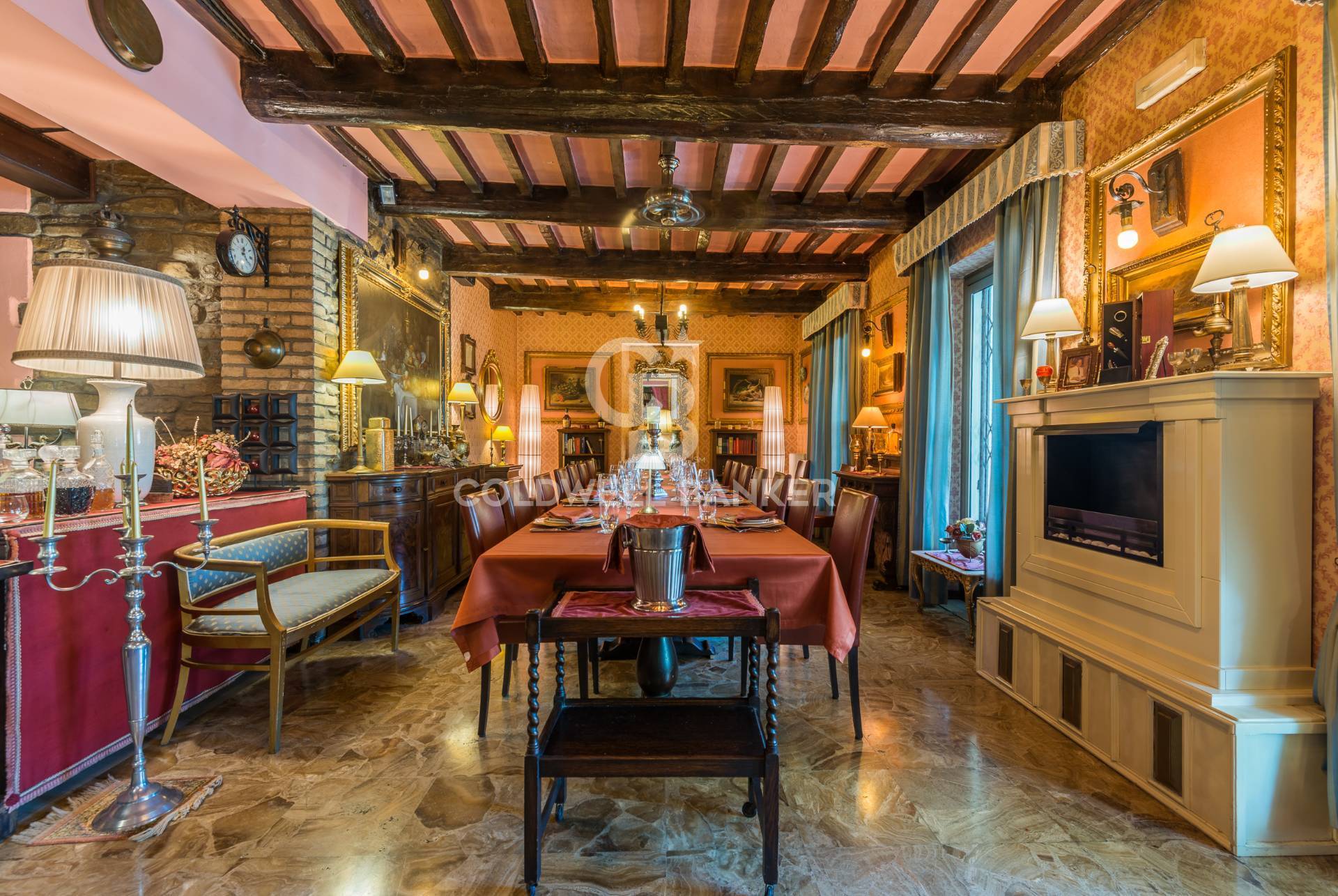 Palazzo in vendita a Borgo Pace