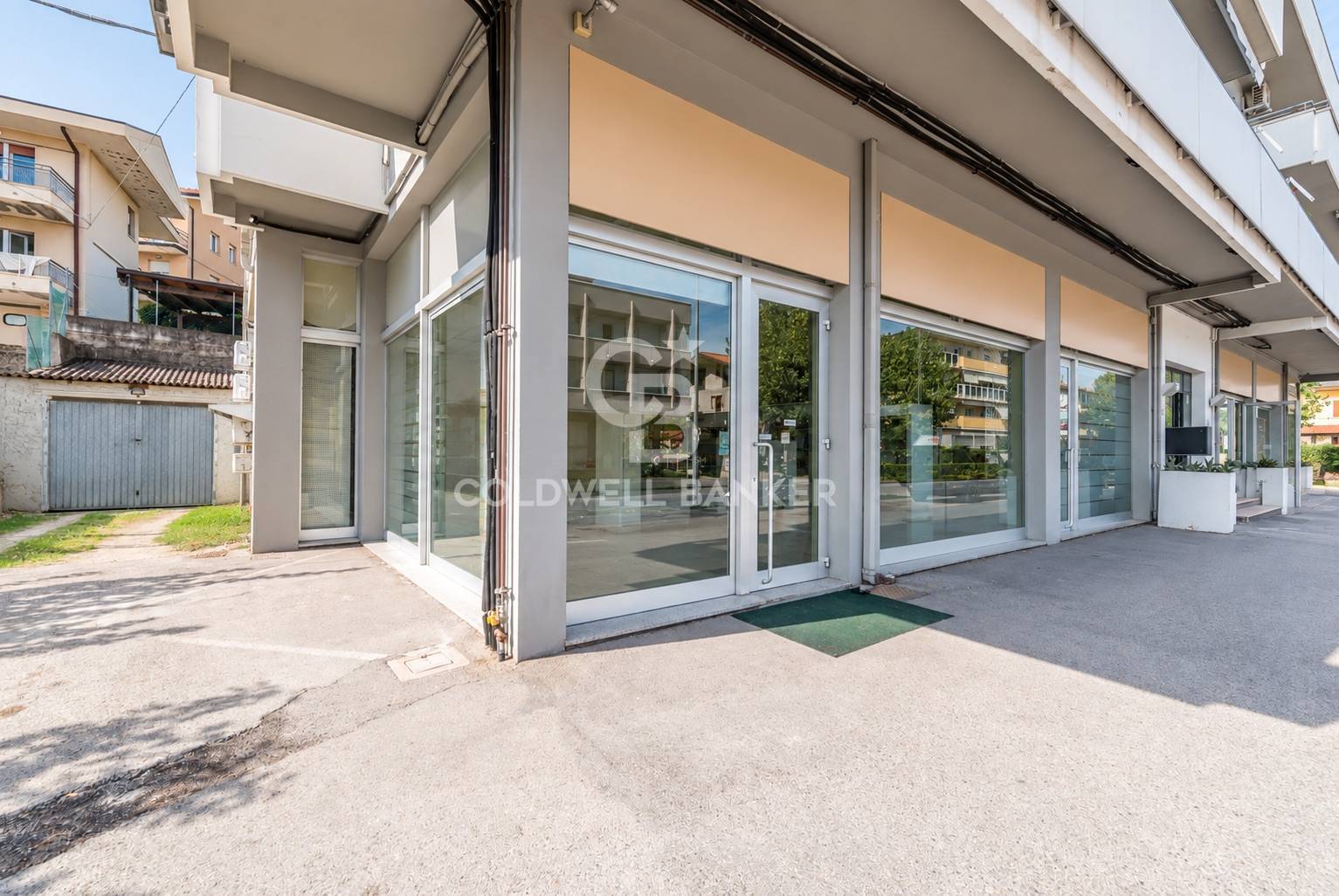 Locale commerciale in affitto a Misano Adriatico