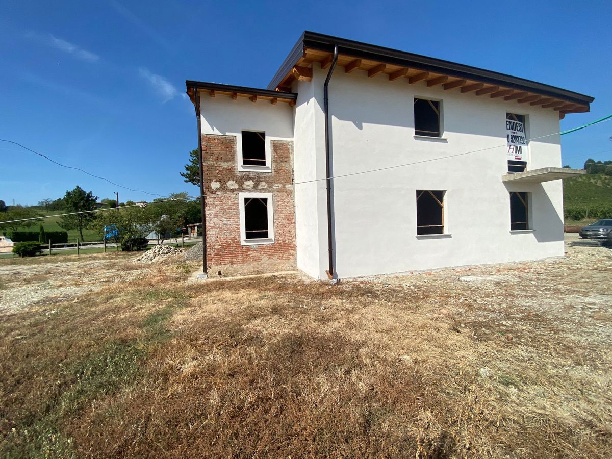 Casa indipendente nuova a Borgonovo Val Tidone