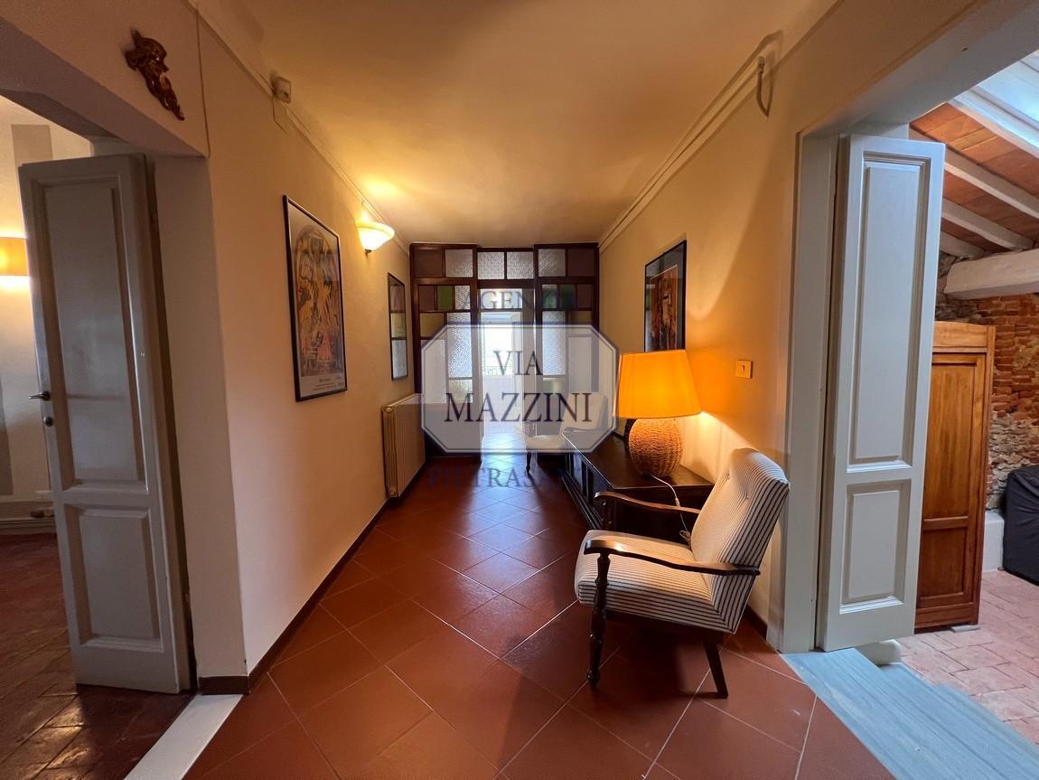 Appartamento arredato in affitto a Pietrasanta