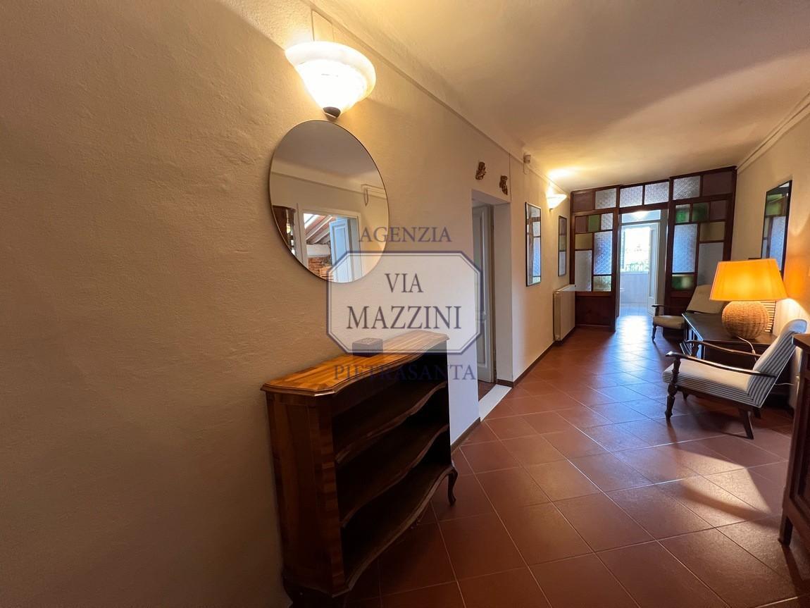 Appartamento arredato in affitto a Pietrasanta