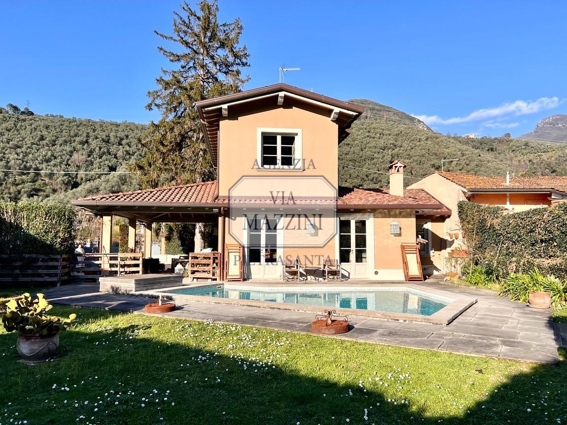 Villa arredata in affitto, Pietrasanta valdicastello carducci