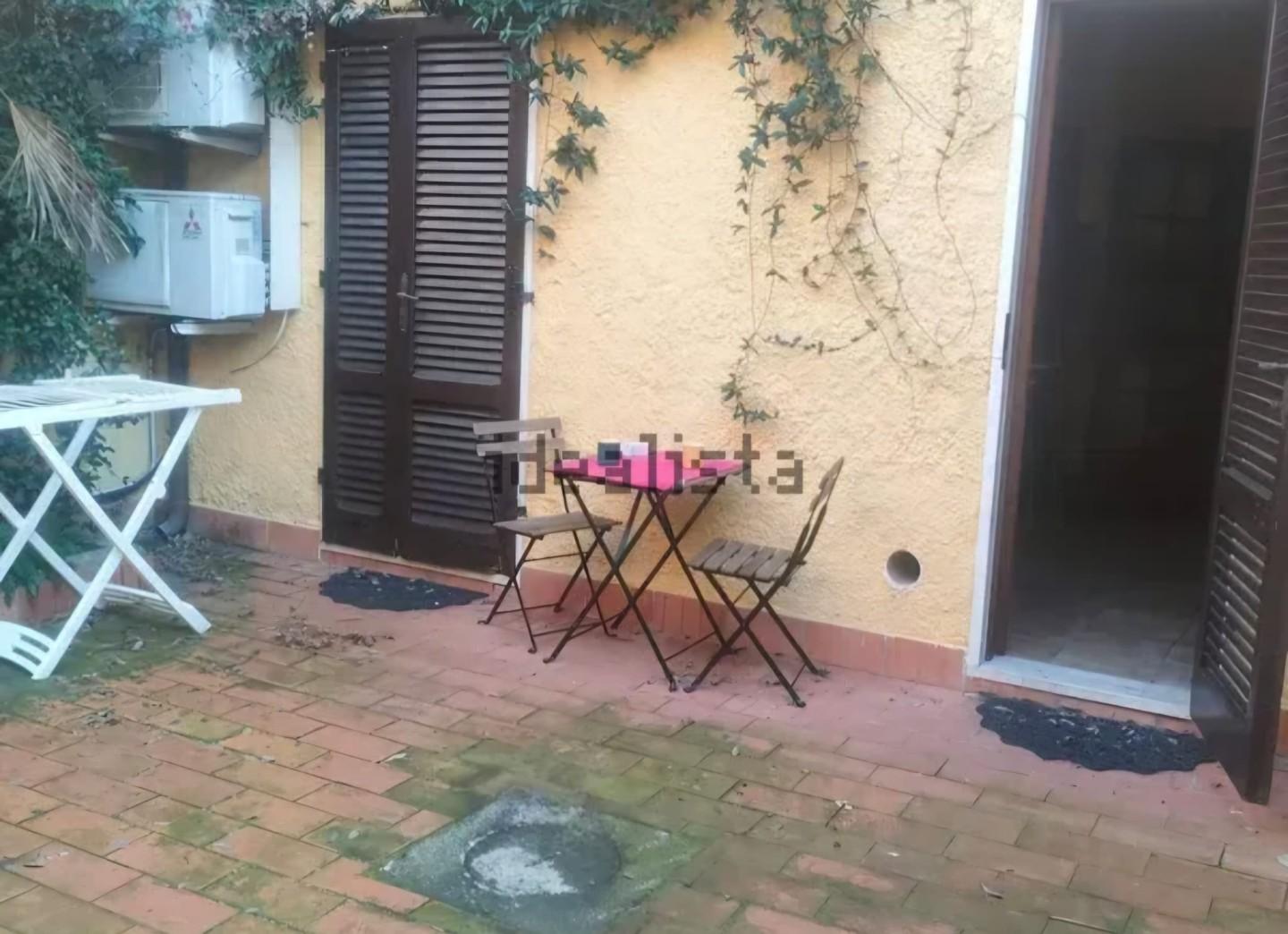 Casa indipendente con giardino, Viareggio centro