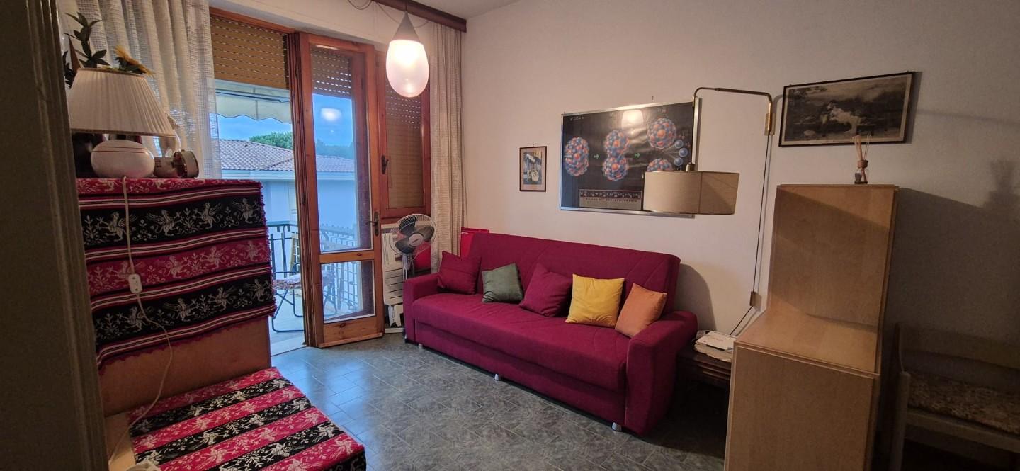 Trilocale con terrazzo, Viareggio don bosco