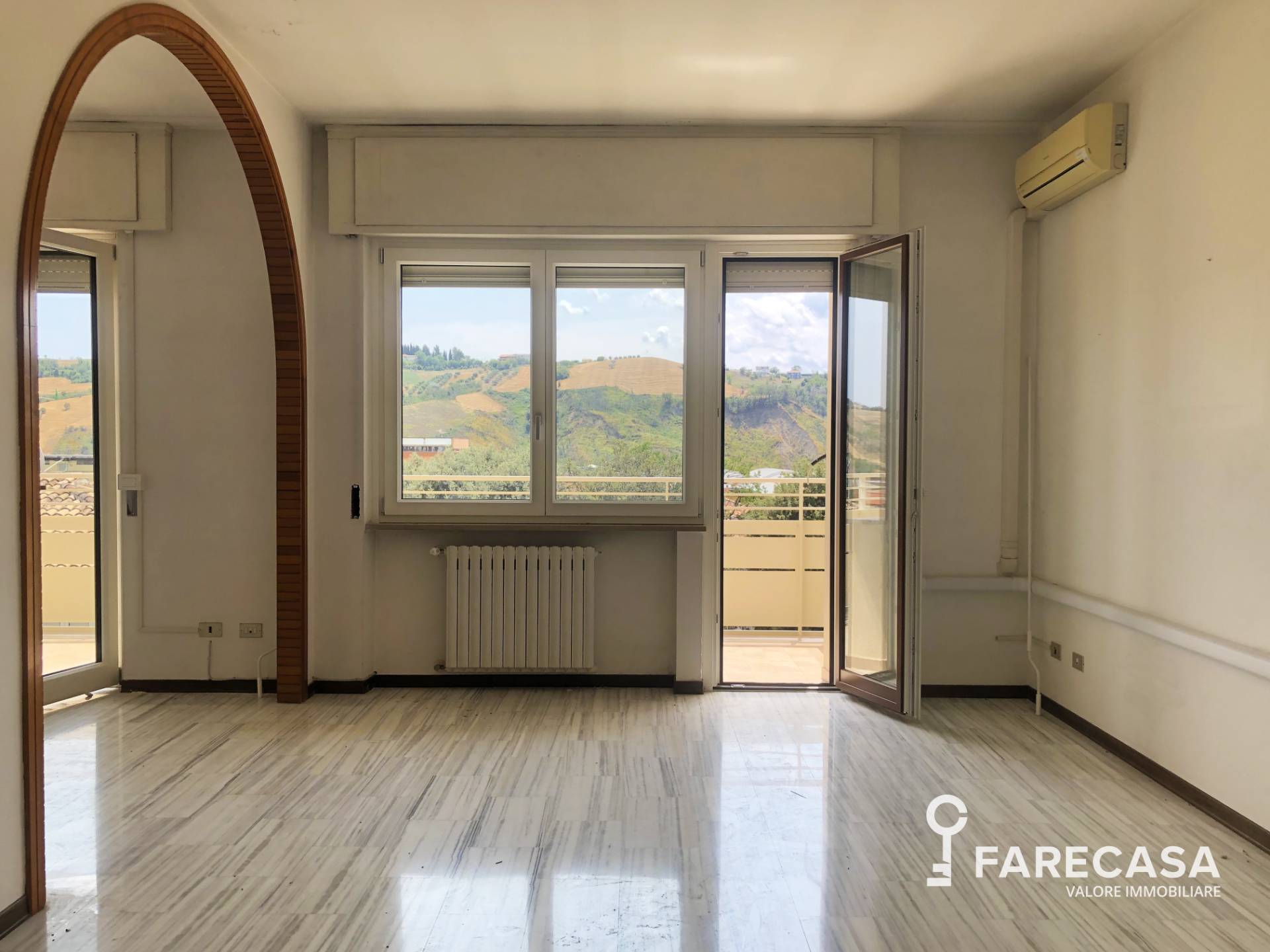 Appartamento in vendita a Teramo, Semicentro