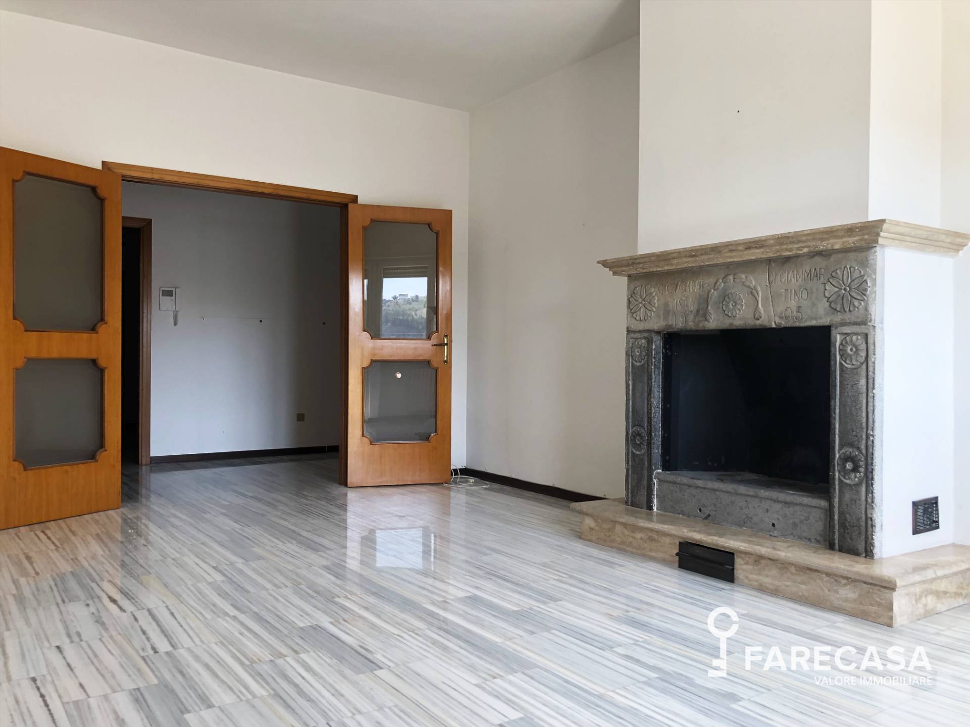 Appartamento in vendita a Teramo, Semicentro