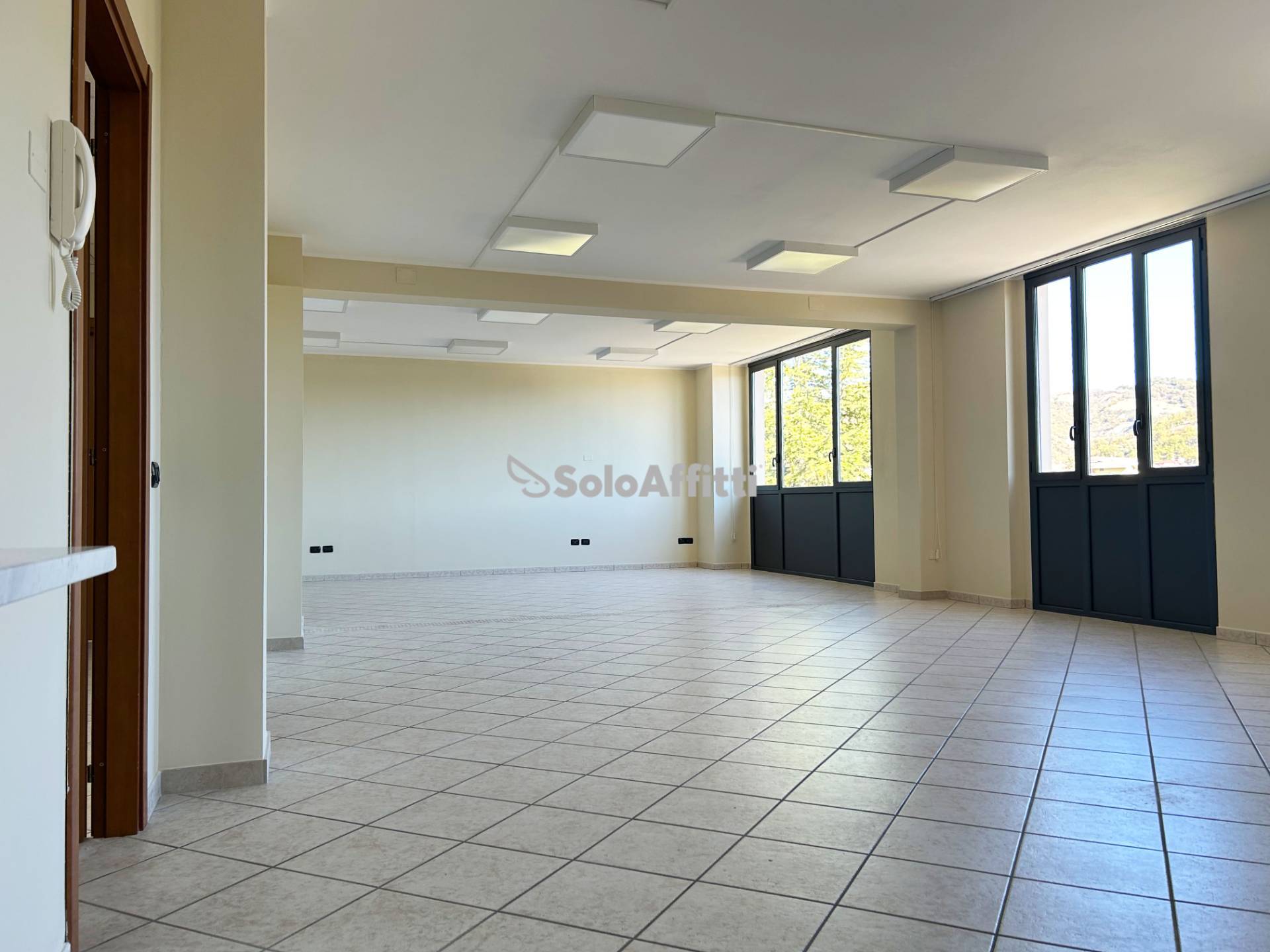 Studio/Ufficio in affitto a Teramo, Prima periferia