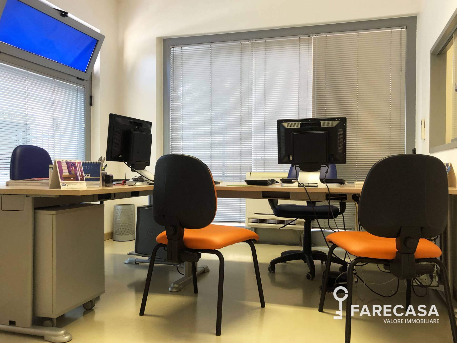 Studio/Ufficio in affitto a Teramo, Semicentro