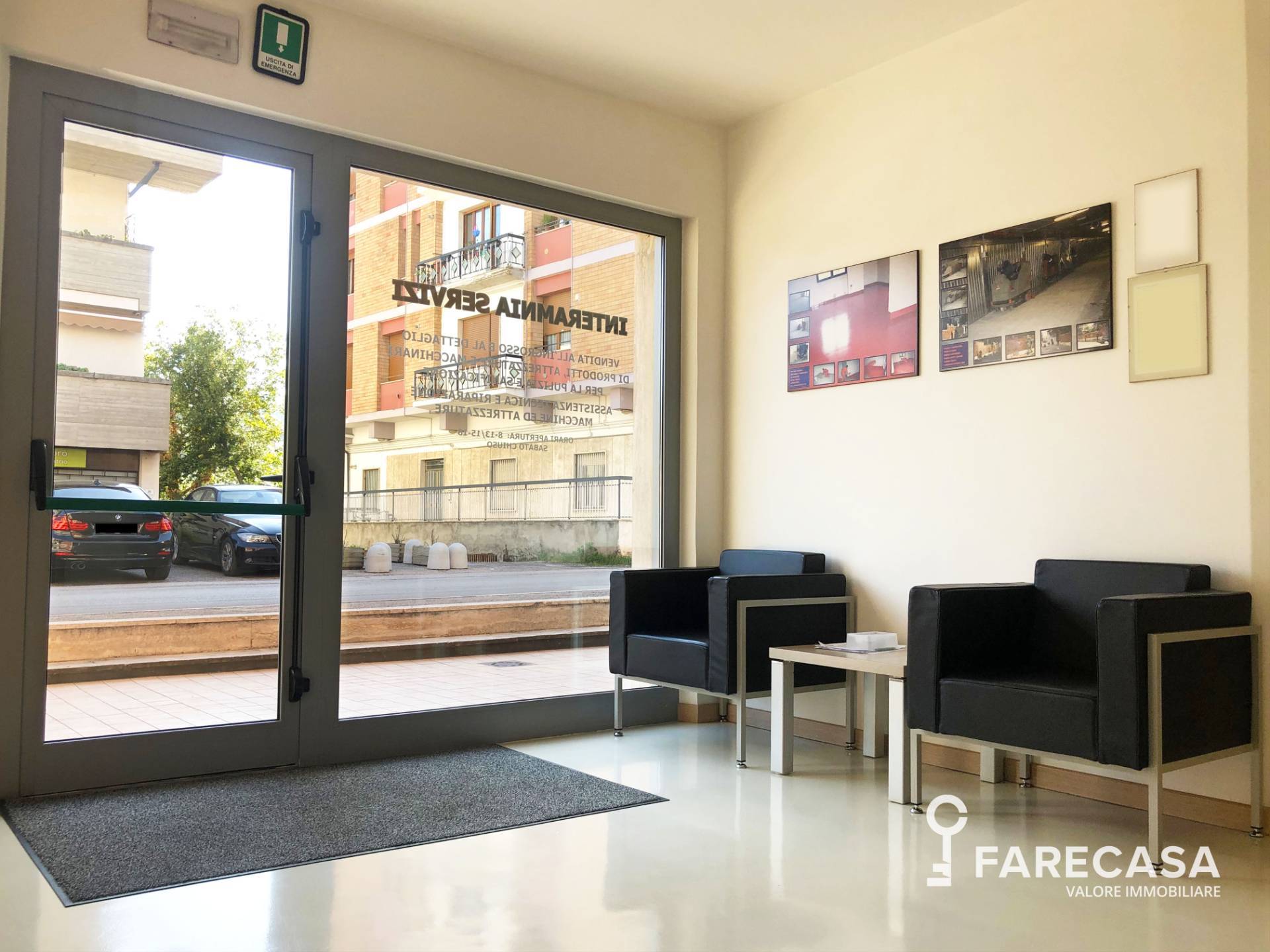 Studio/Ufficio in affitto a Teramo, Semicentro