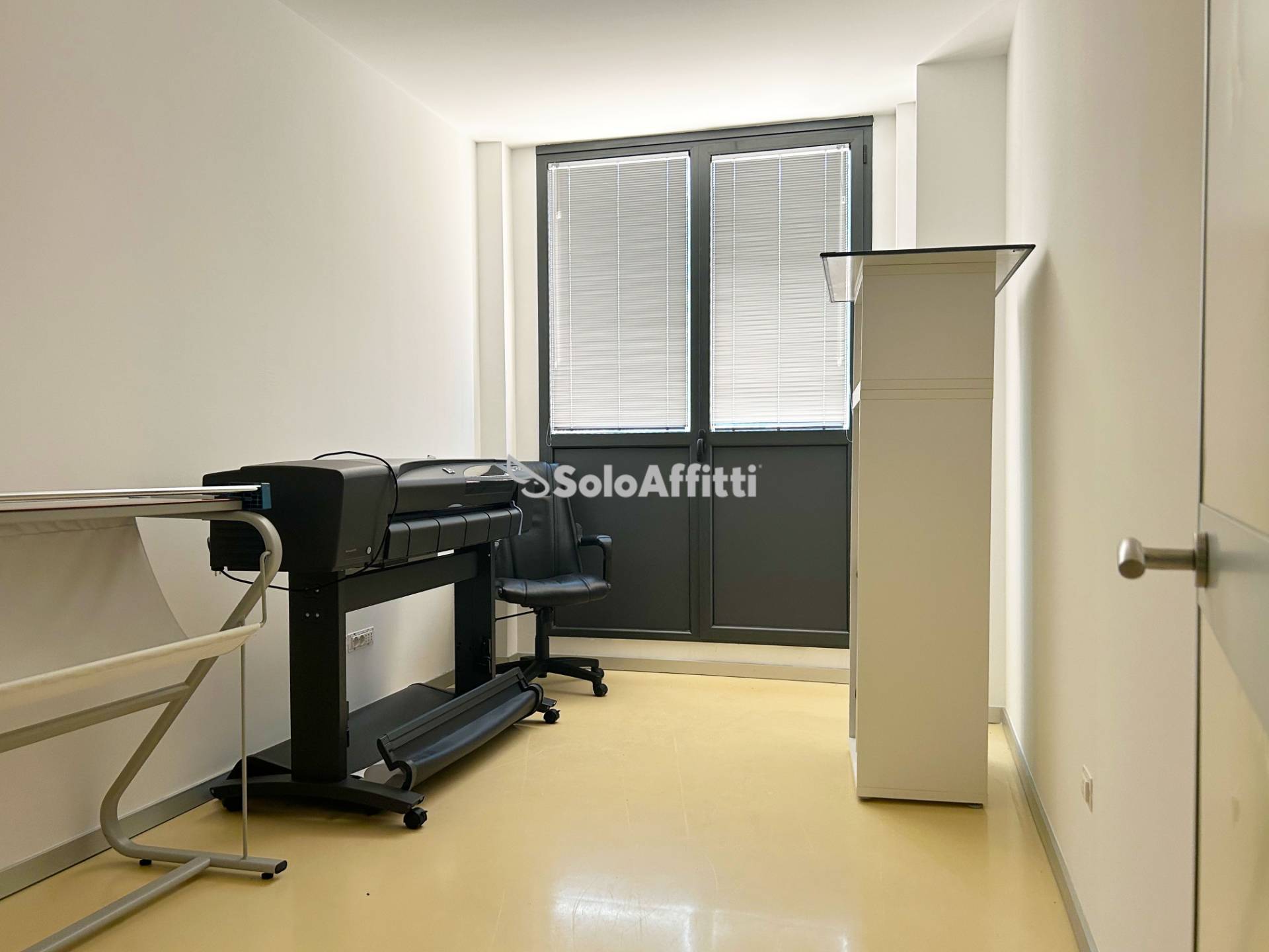 Studio/Ufficio in affitto a Teramo, Prima periferia