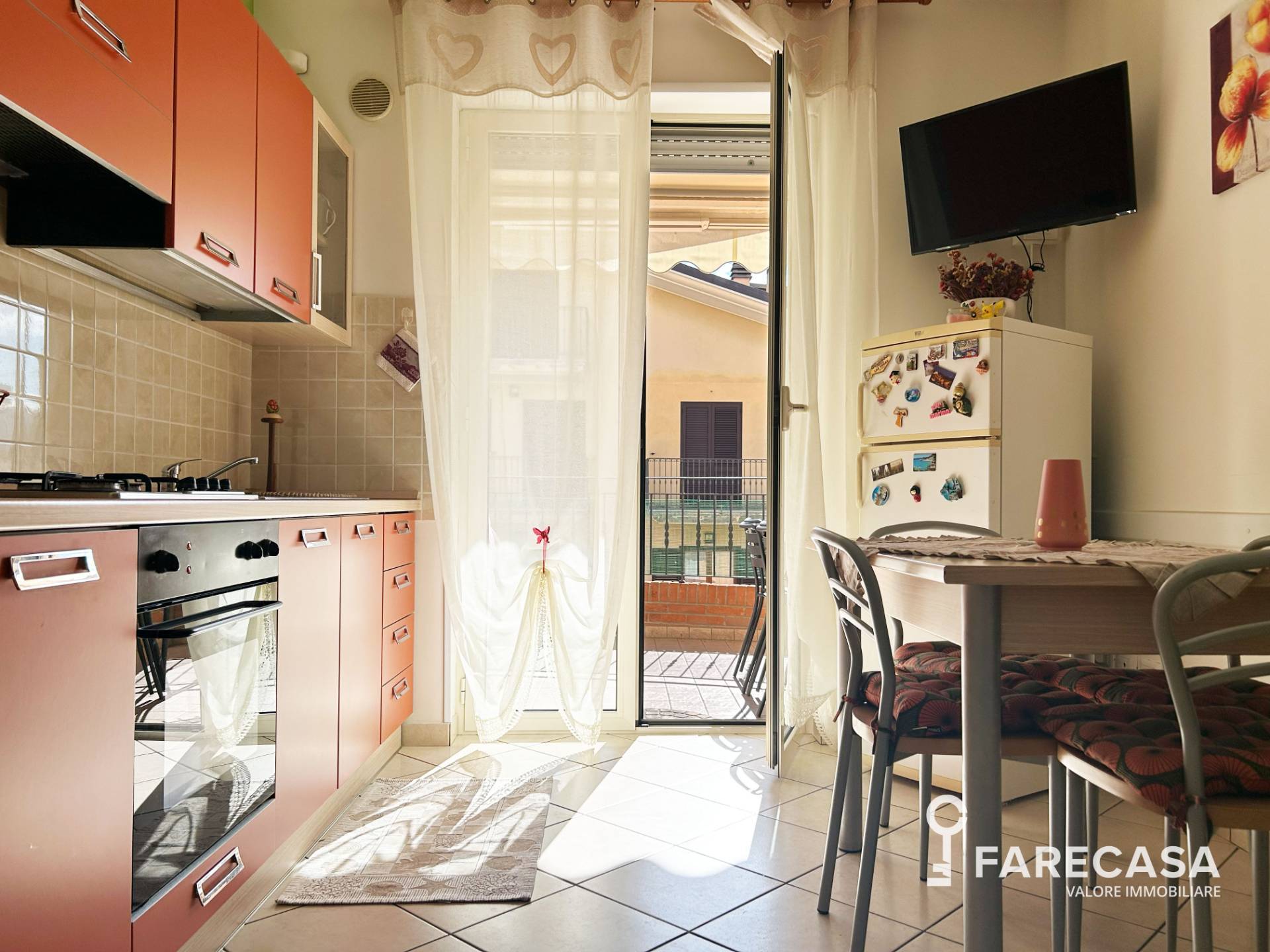 Appartamento in vendita a Alba Adriatica, Zona Mare