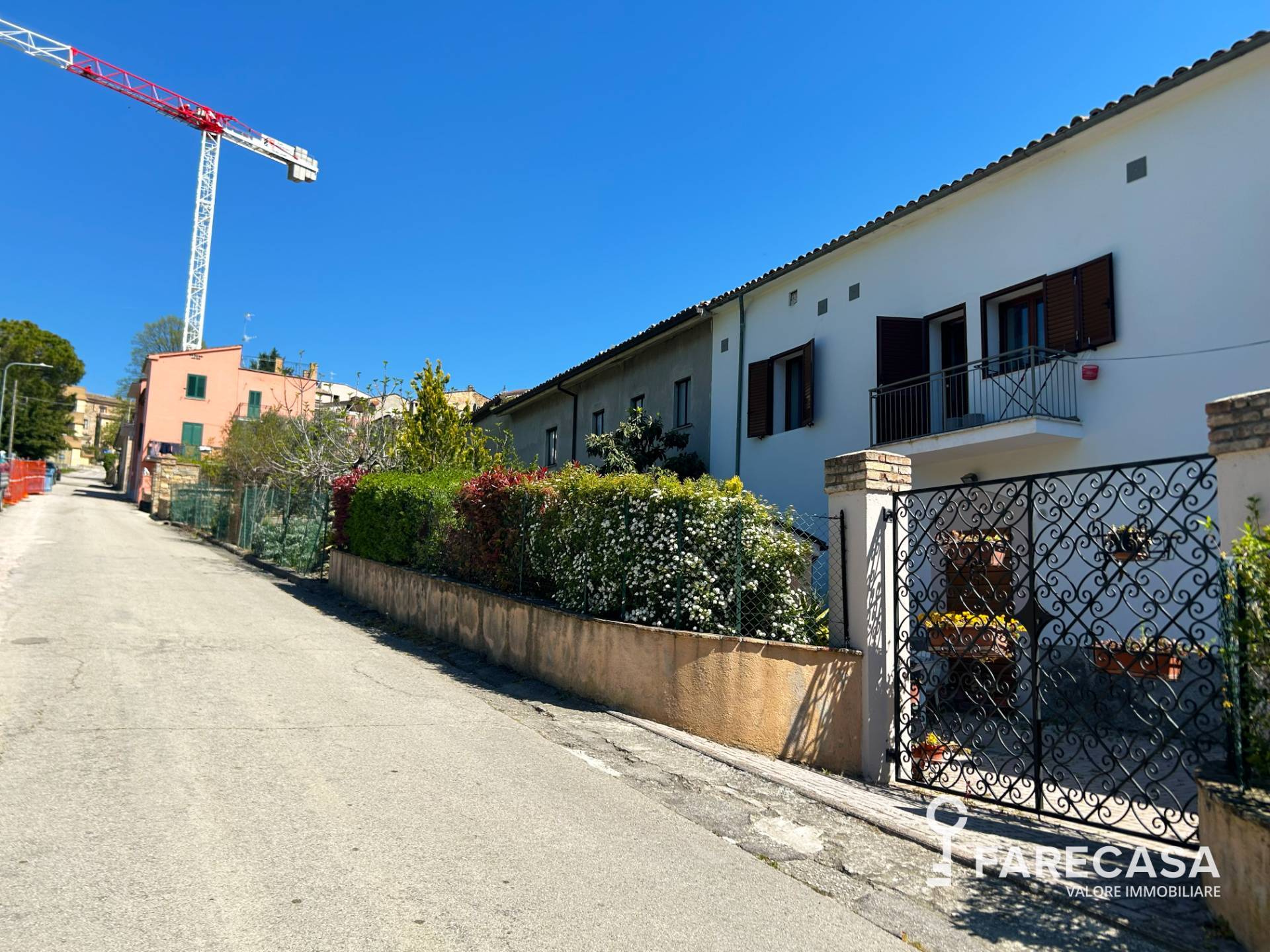Casa singola in vendita a Torricella Sicura