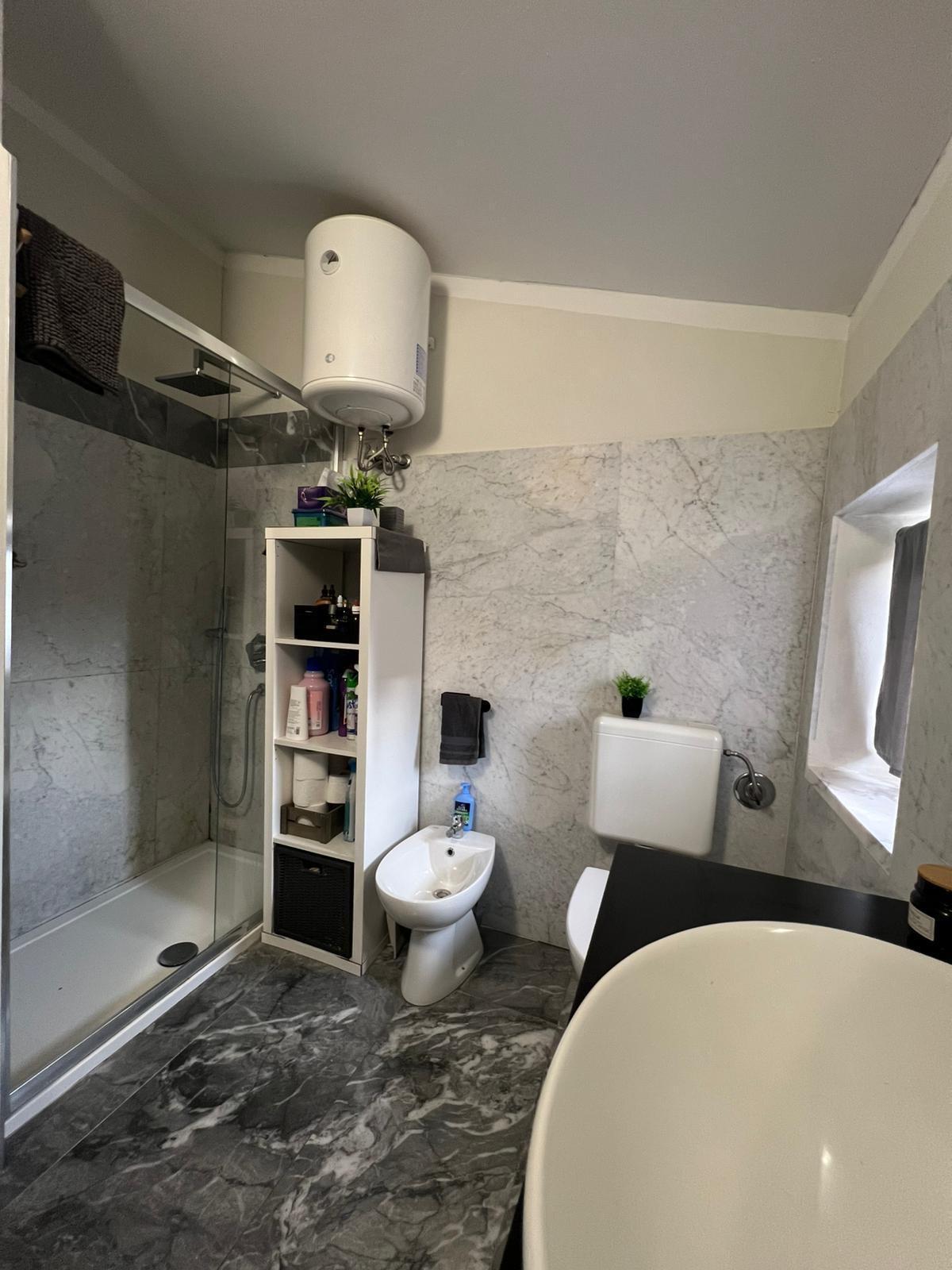 Casa indipendente ristrutturata, Massa remola