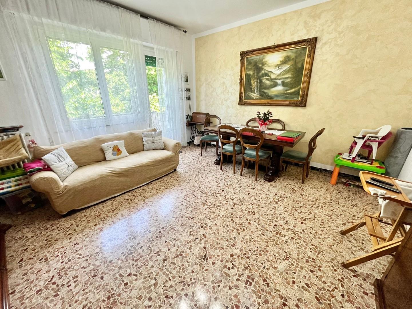 Quadrilocale in vendita a Massa