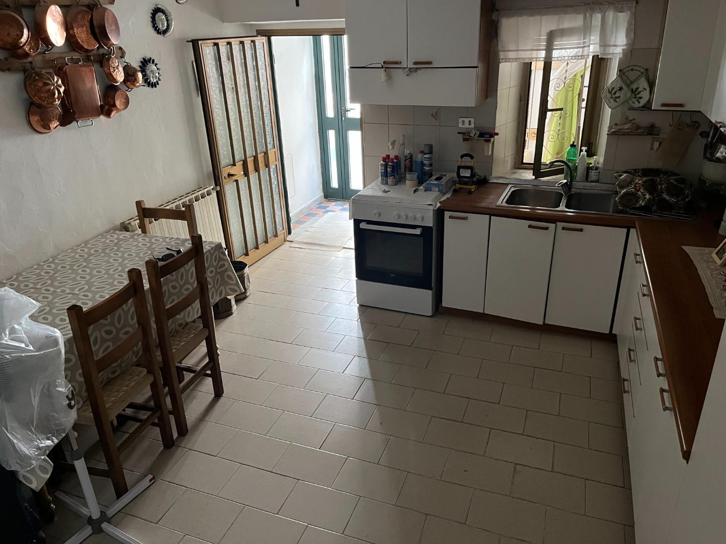 Casa indipendente in vendita a Massa