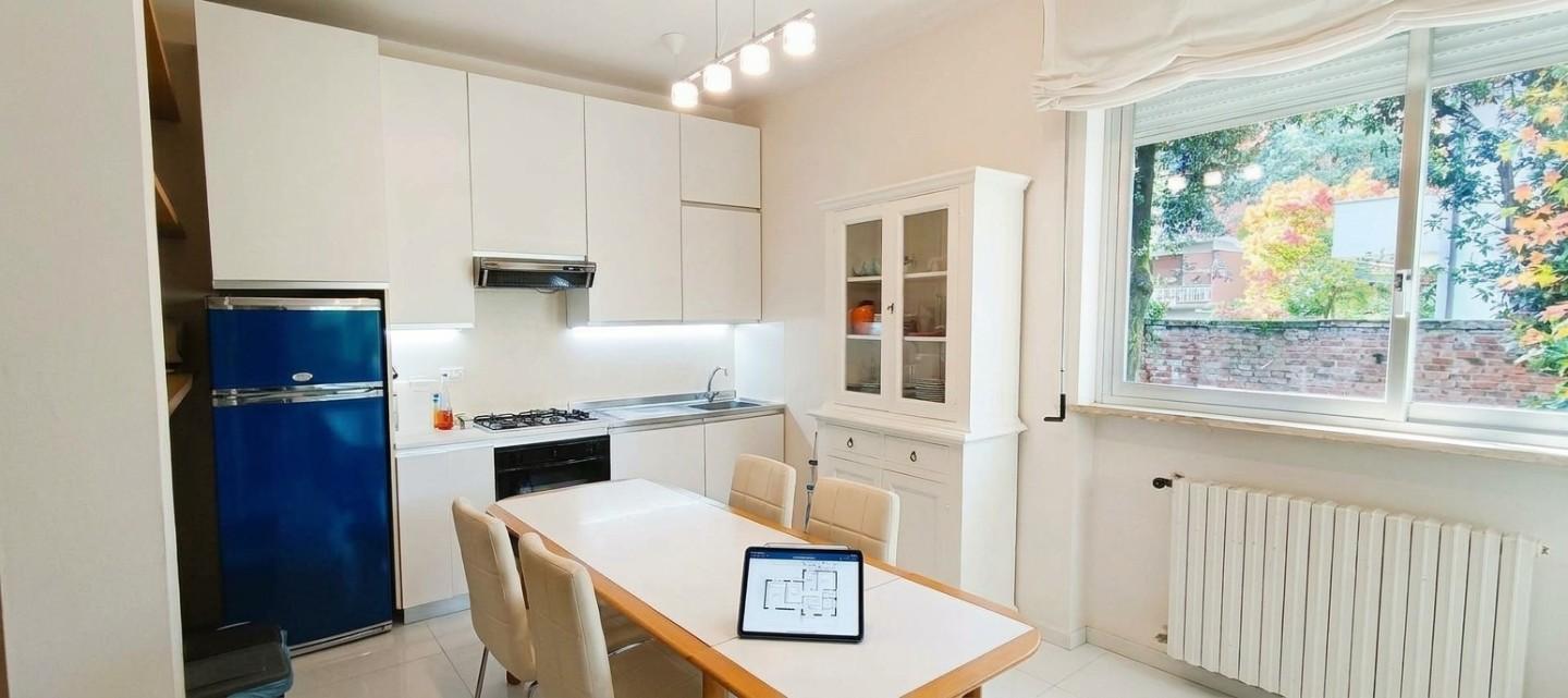 Trilocale con terrazzo, Massa ronchi