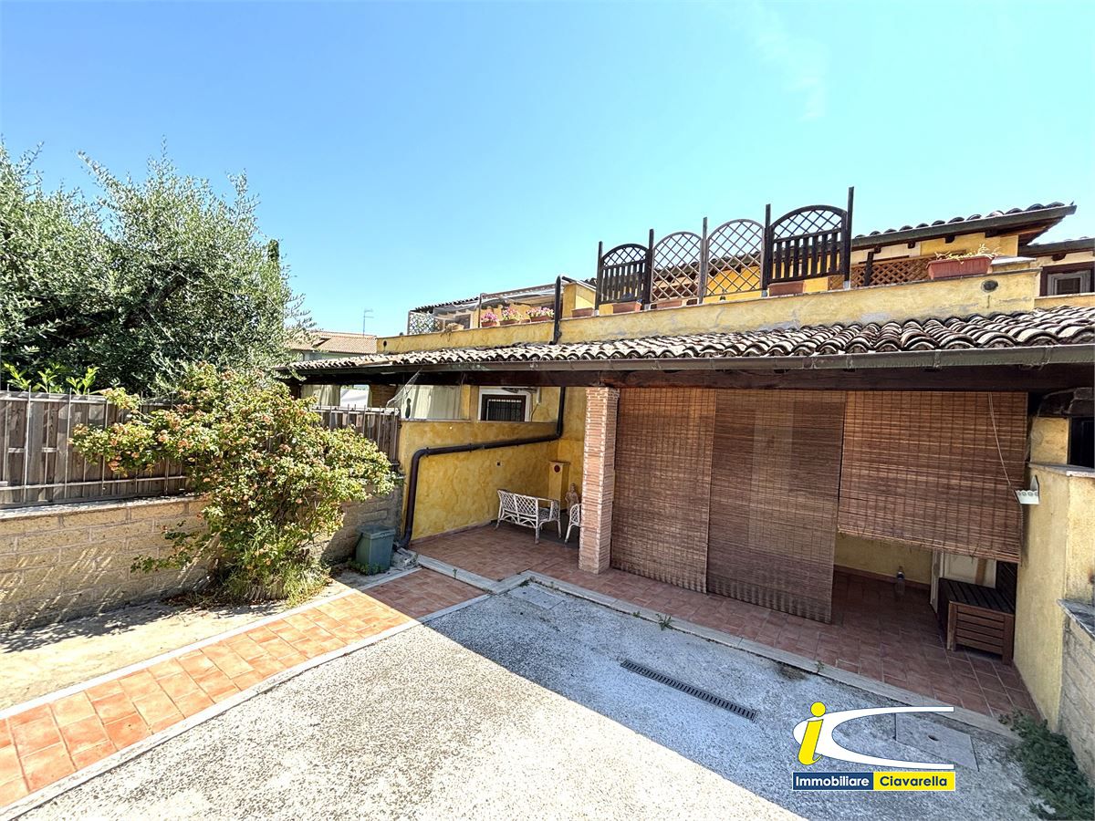 Villa in vendita a Morlupo