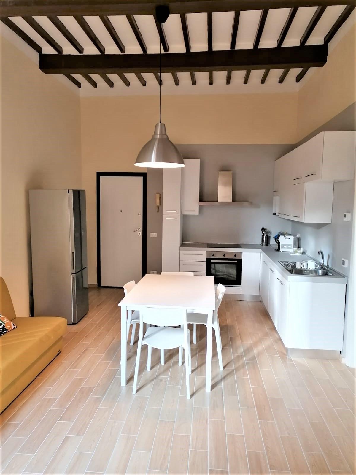 Stanza Singola ristrutturata, Pisa san francesco