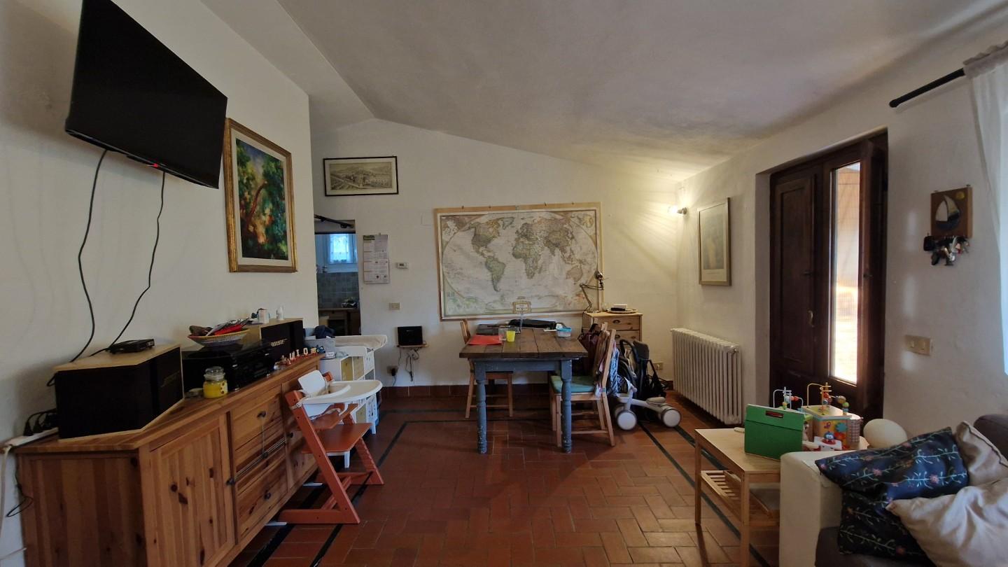 Trilocale con giardino, San Giuliano Terme asciano