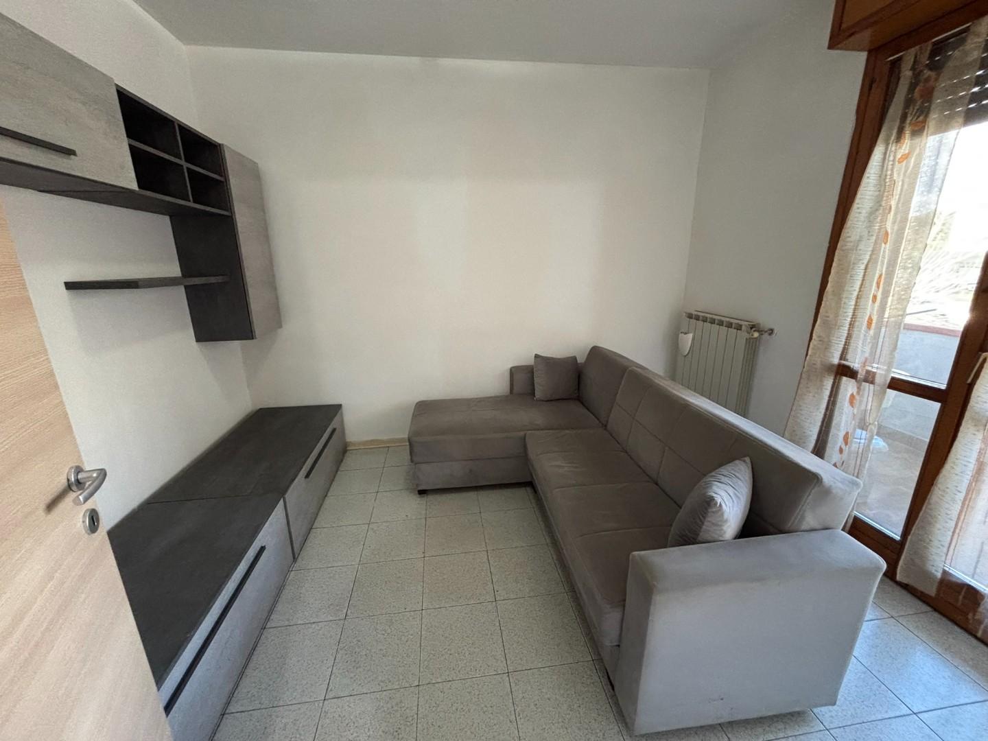 Trilocale arredato in affitto, Pisa cisanello