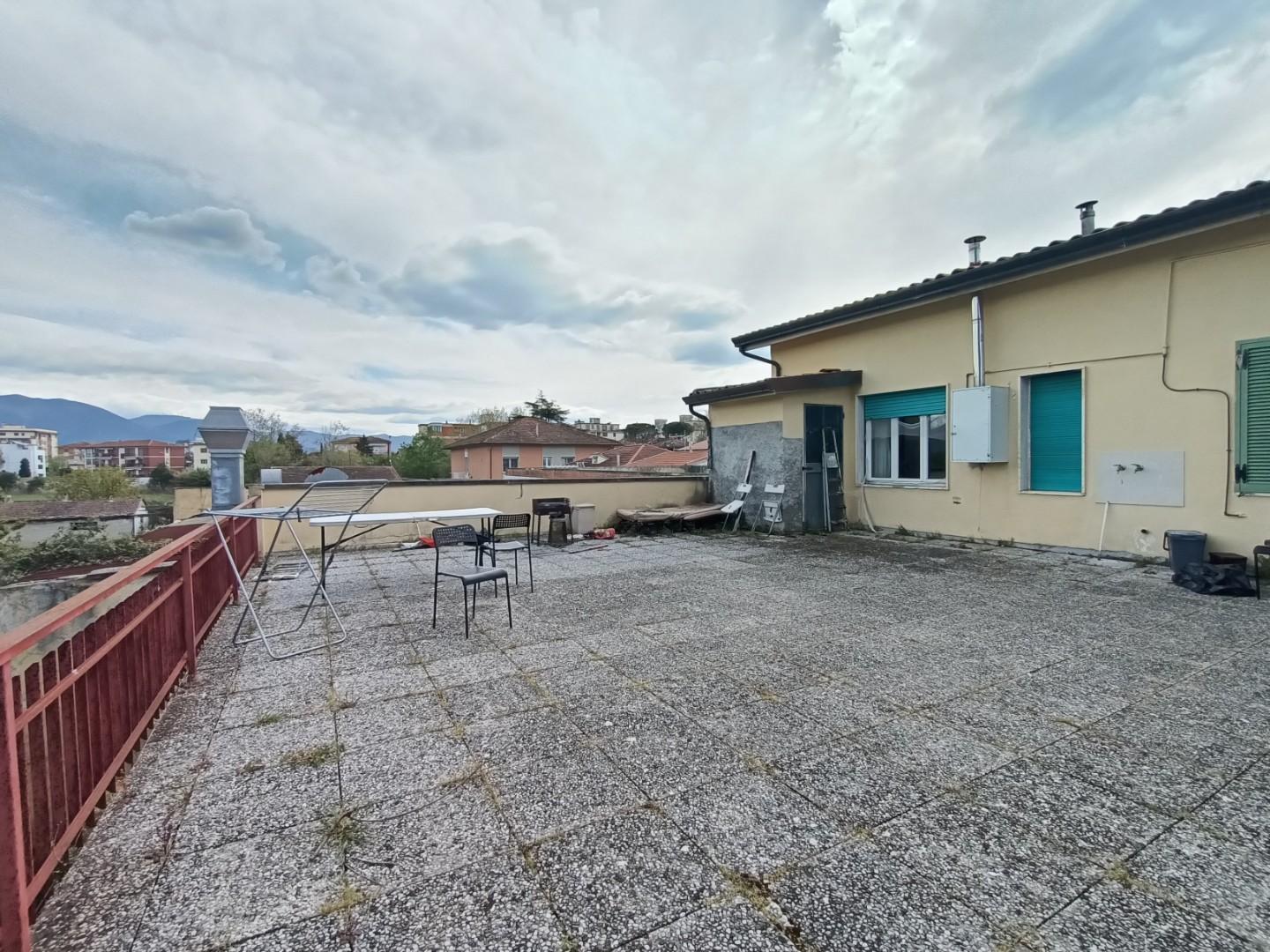 Casa indipendente con terrazzo, Pisa gagno