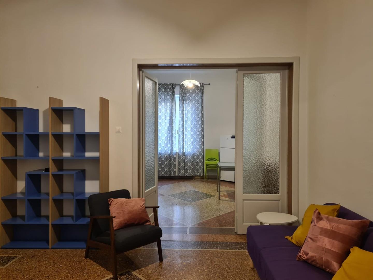 Trilocale arredato in affitto, Pisa stazione