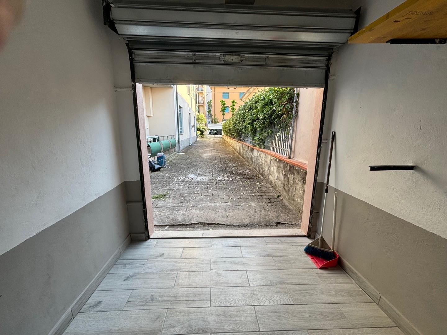 Box/Garage 9mq in affitto, Pisa pratale