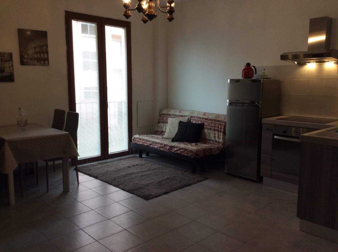 Bilocale arredato in affitto, Pisa nova