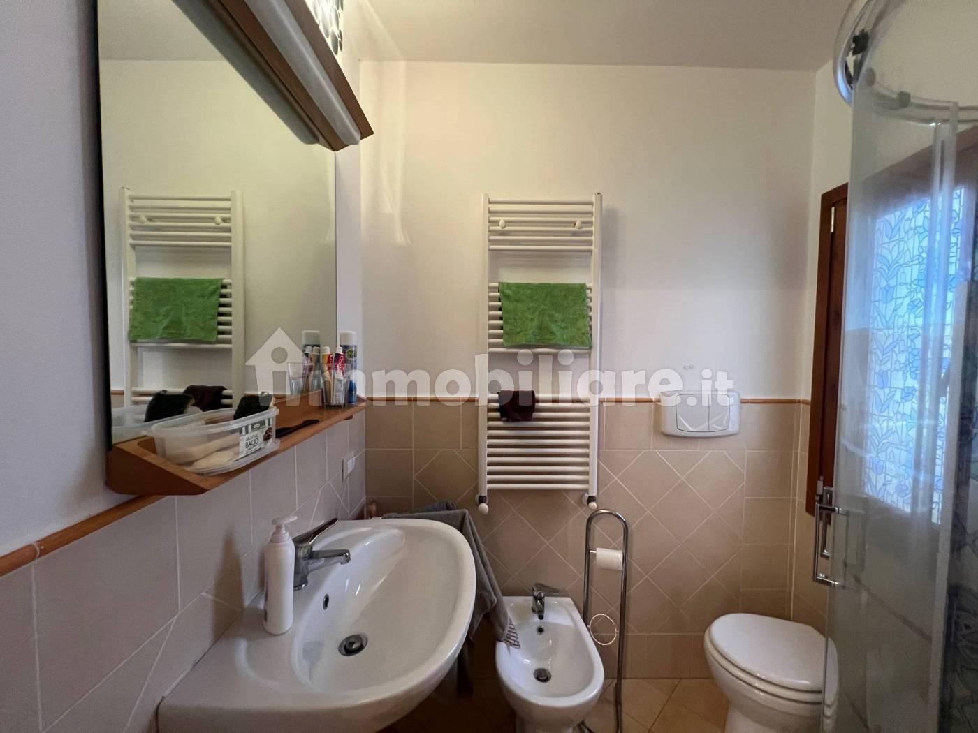 Trilocale arredato in affitto a Santa Croce sull'Arno