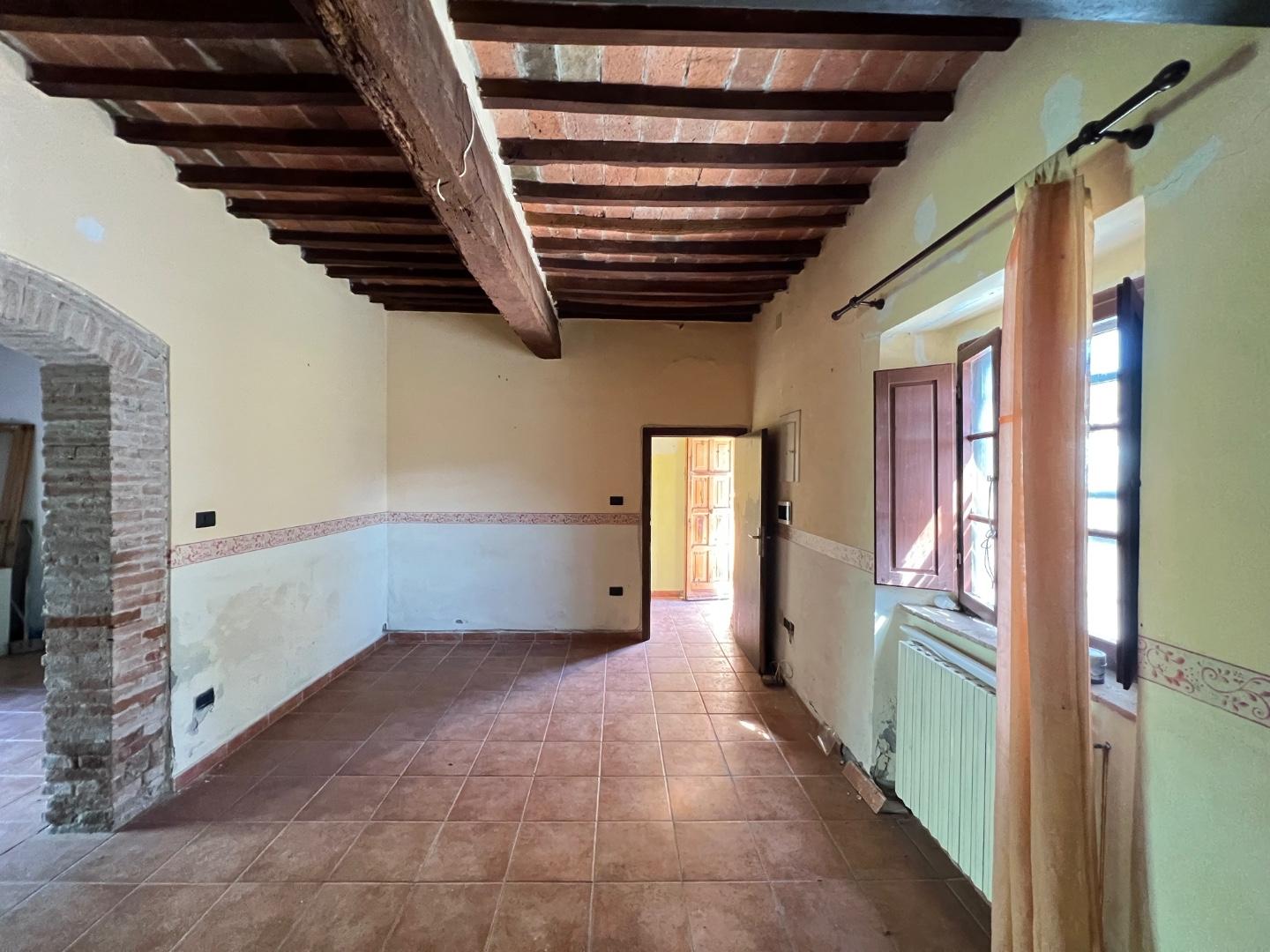 Casa indipendente con giardino a Collesalvetti