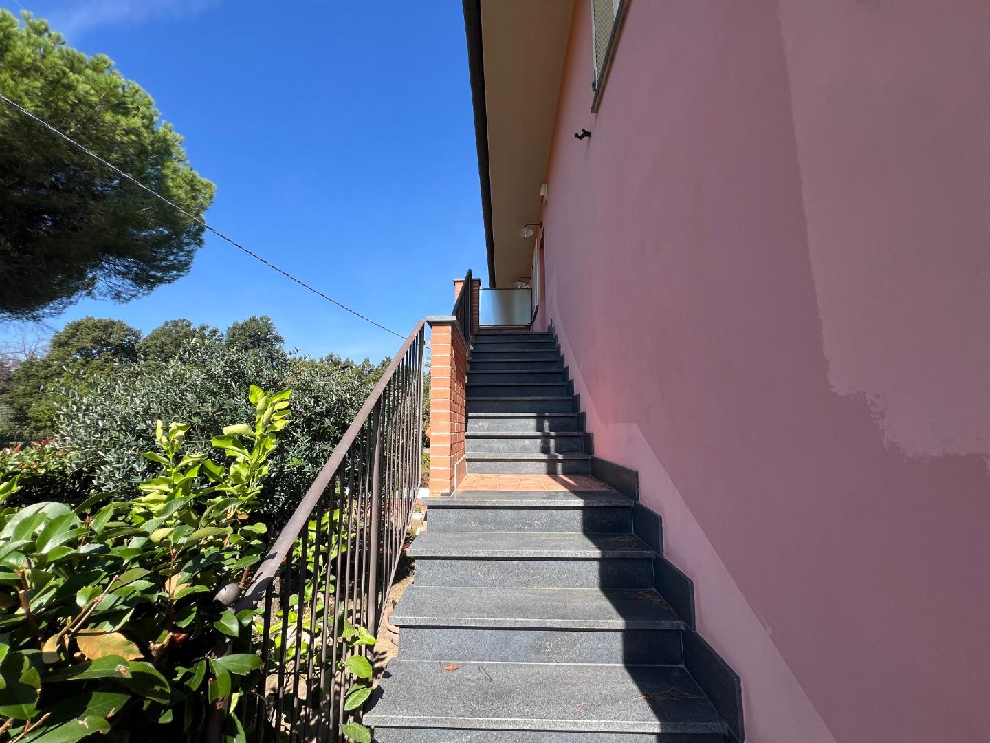 Trilocale in vendita, Santa Maria a Monte cerretti