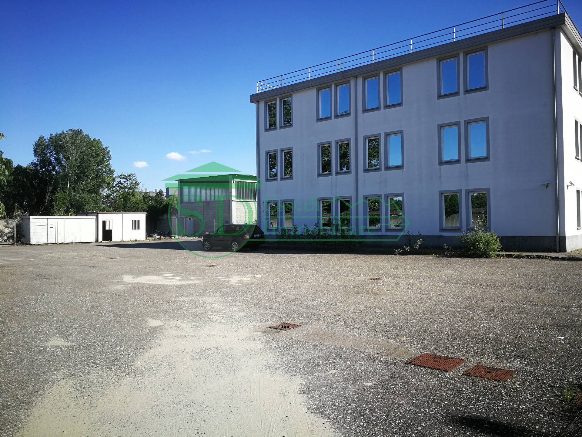 Locale commerciale in vendita a Belgioioso