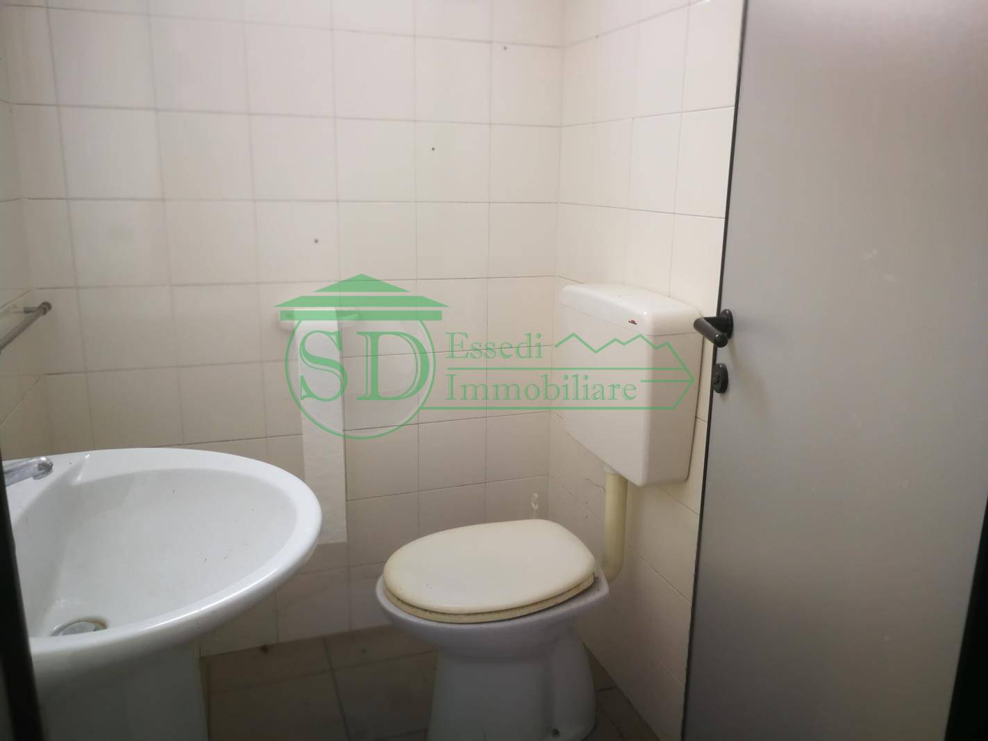 Capannone in vendita a Villanova Monferrato