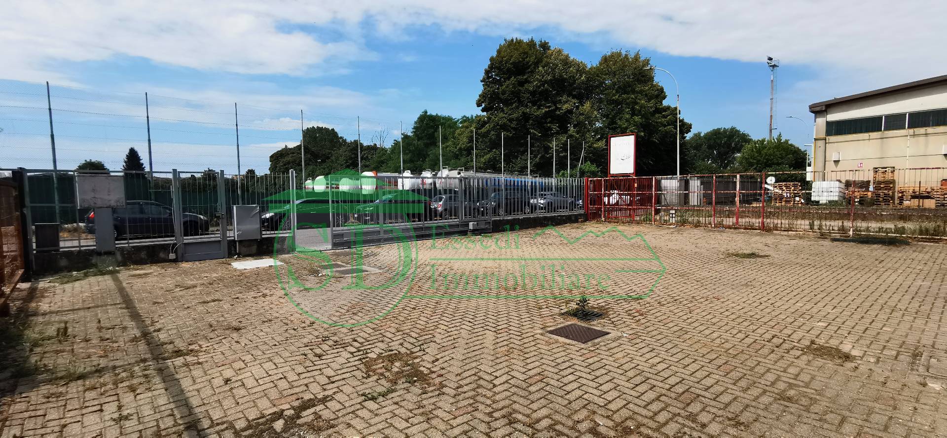 Capannone in vendita a Lodi Vecchio