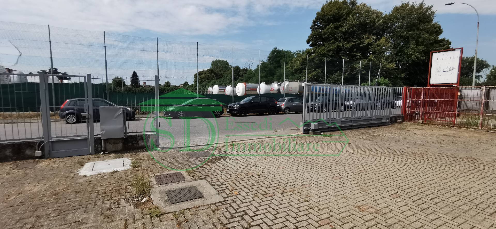 Capannone in vendita a Lodi Vecchio