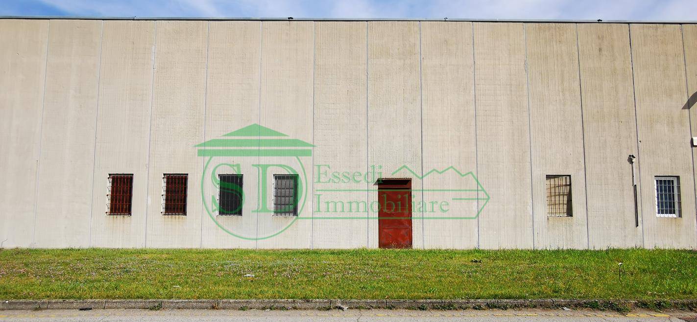 Capannone in vendita a Pieve Emanuele