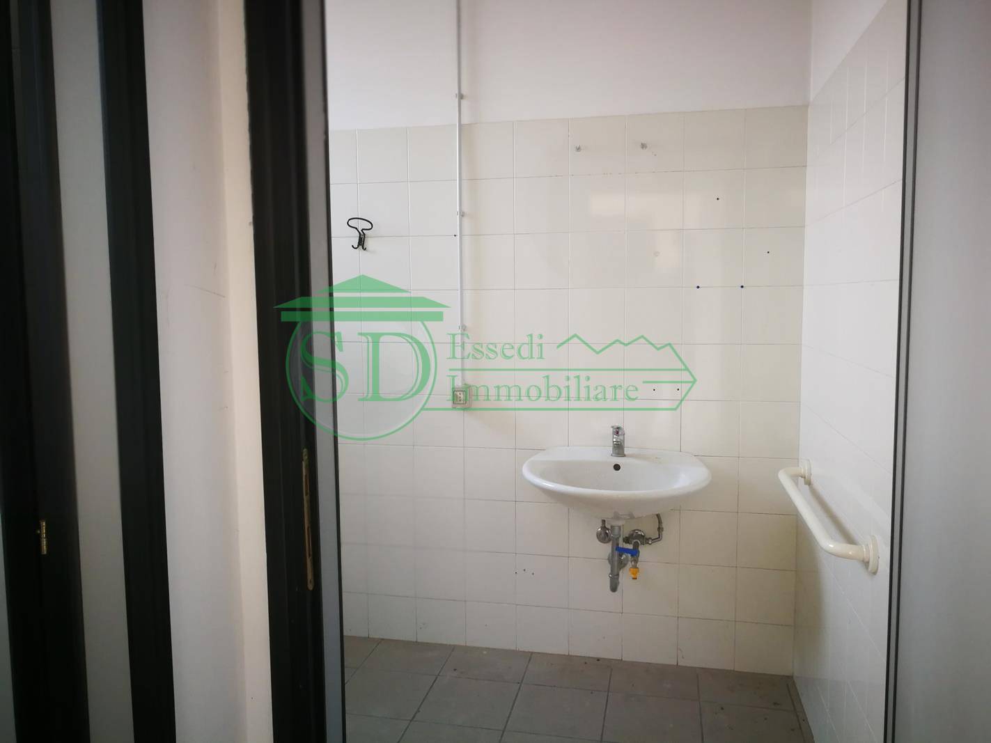 Capannone in vendita a Villanova Monferrato