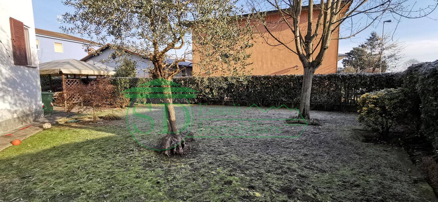 Villa in vendita a Lodi, San Bernardo