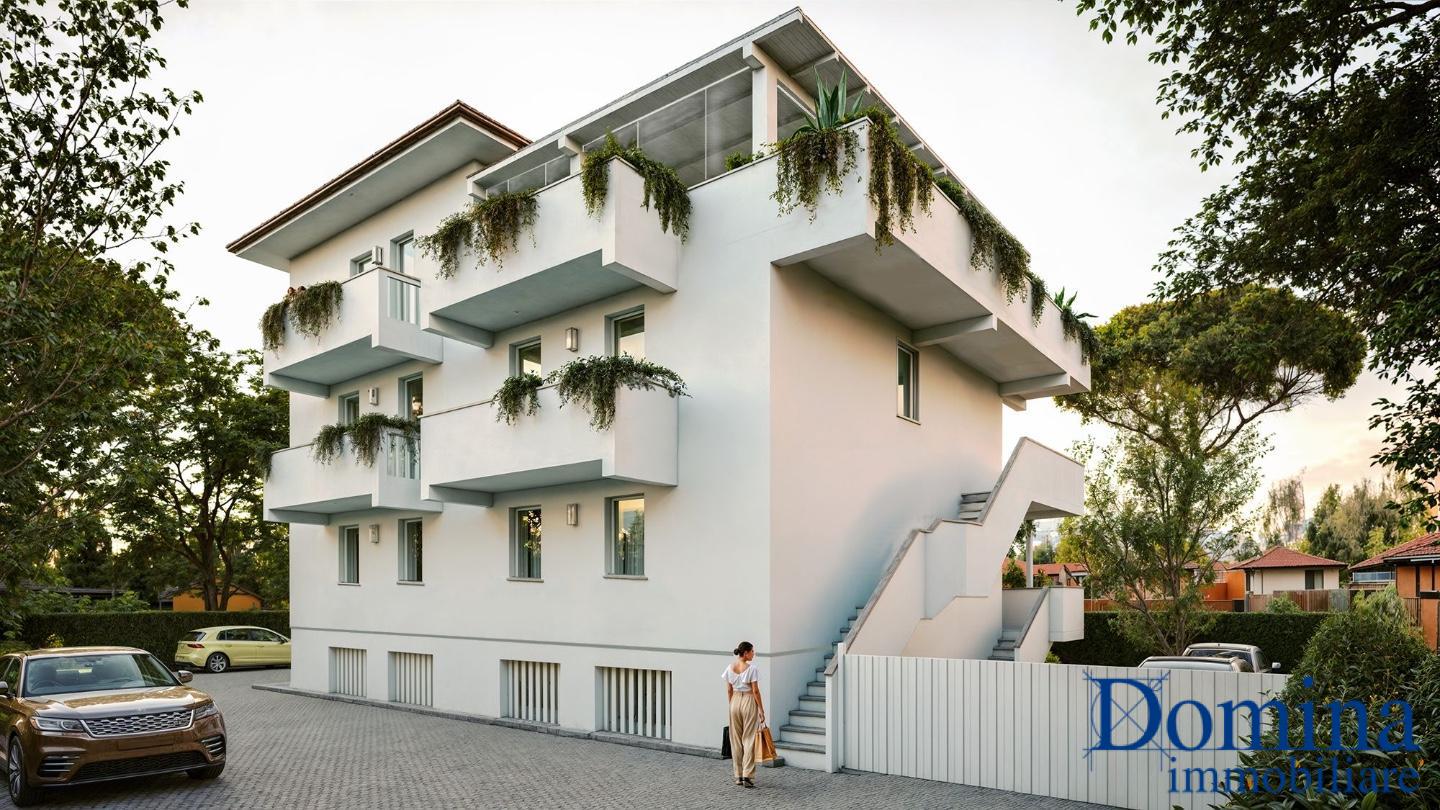 Appartamento con giardino, Massa marina di
