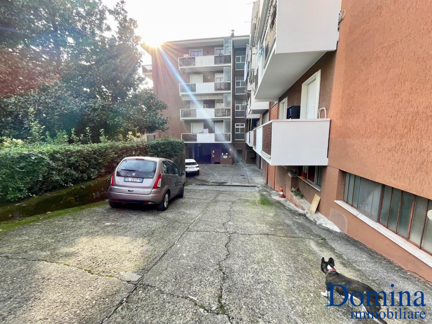 Box/Garage 25mq in affitto, Massa zona viali