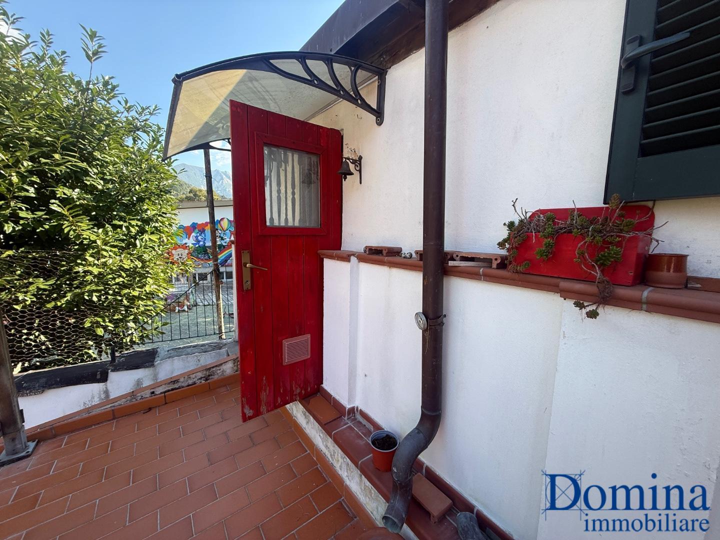 Casa indipendente in vendita, Massa borgo del ponte
