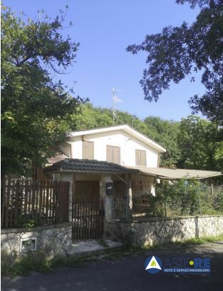 Villa in vendita a Bassiano